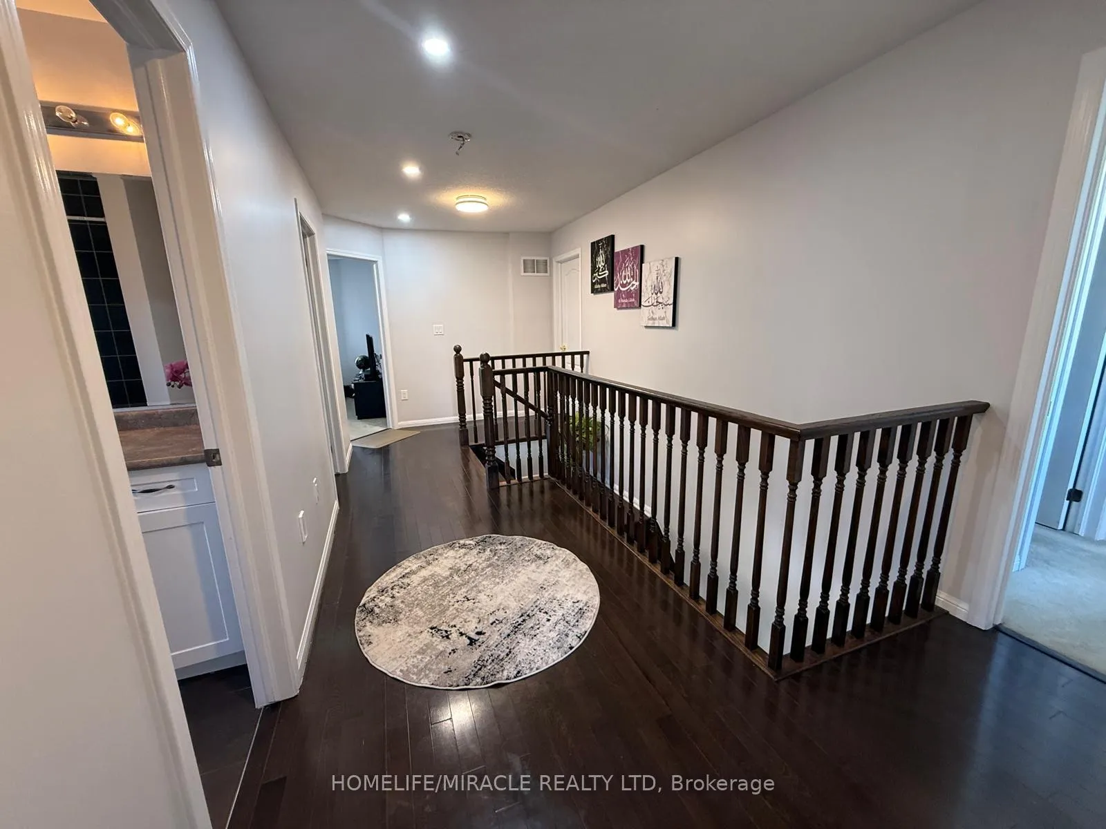 Photo 11 of 23 Dalton Drive, Cambridge, Silver Heights — HOMEH