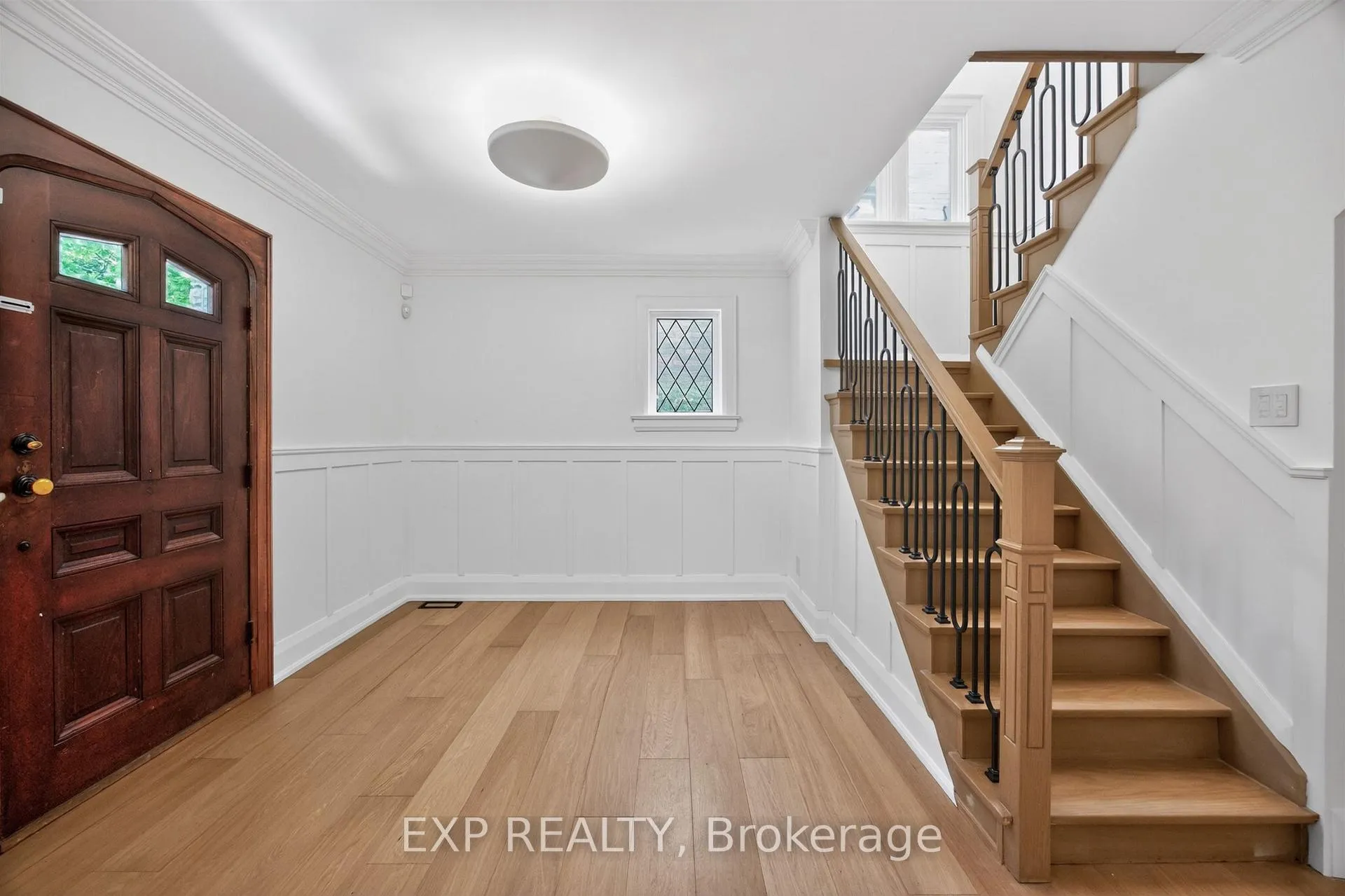 Photo 6 of 25 Kingsgarden Road, Etobicoke, Kingsway South — HOMEH