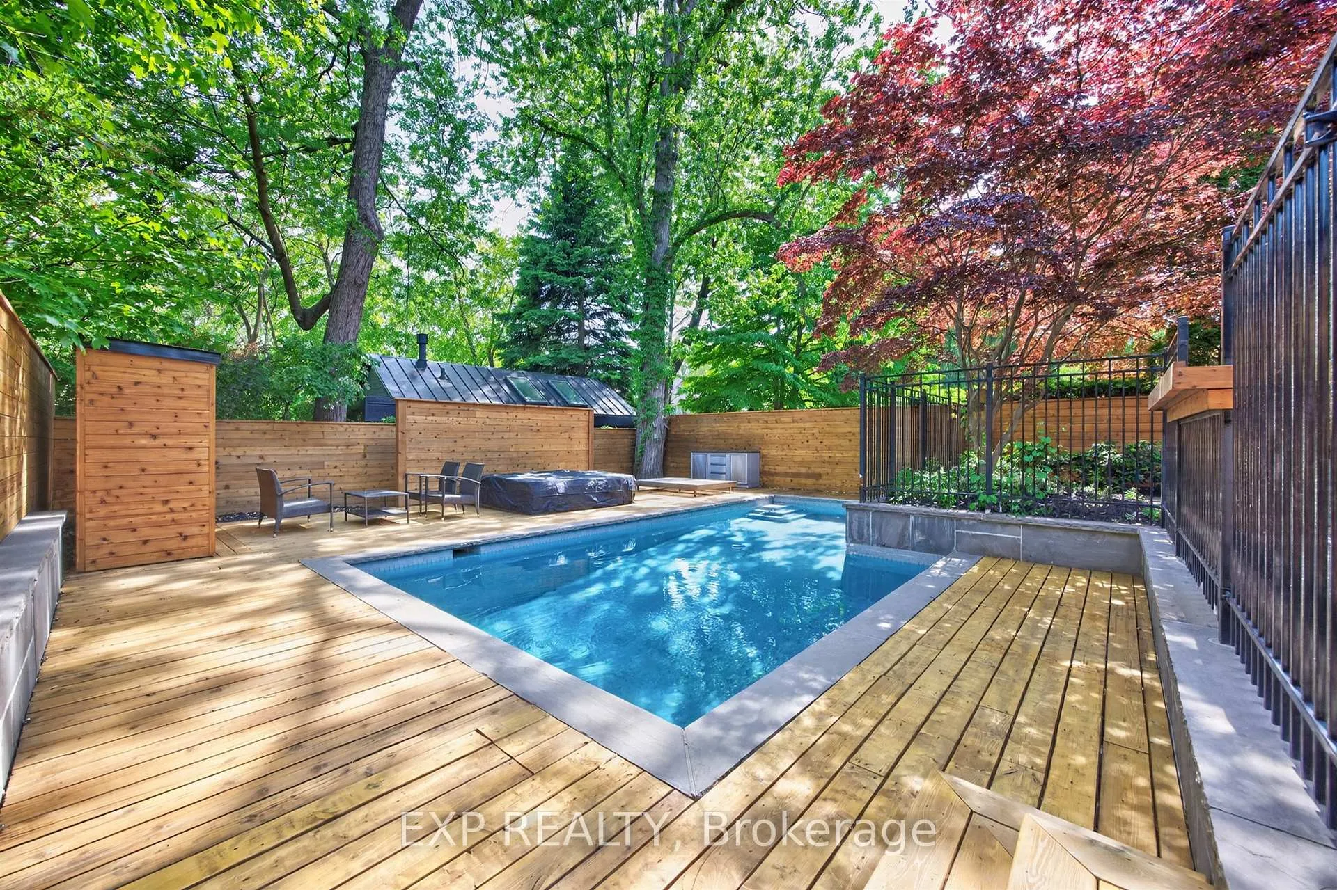 Photo 47 of 25 Kingsgarden Road, Etobicoke, Kingsway South — HOMEH