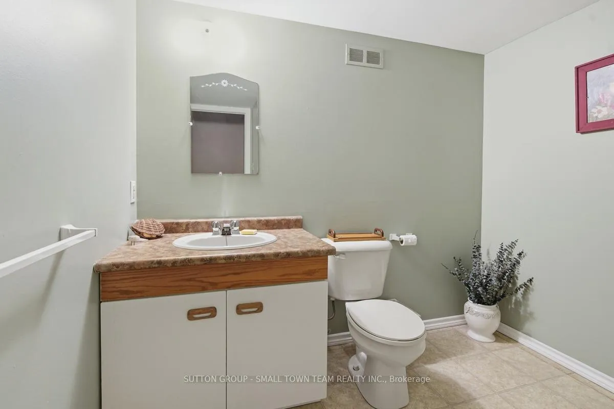 Photo 33 of 69612 Bronson Line, South Huron, Stephen — HOMEH