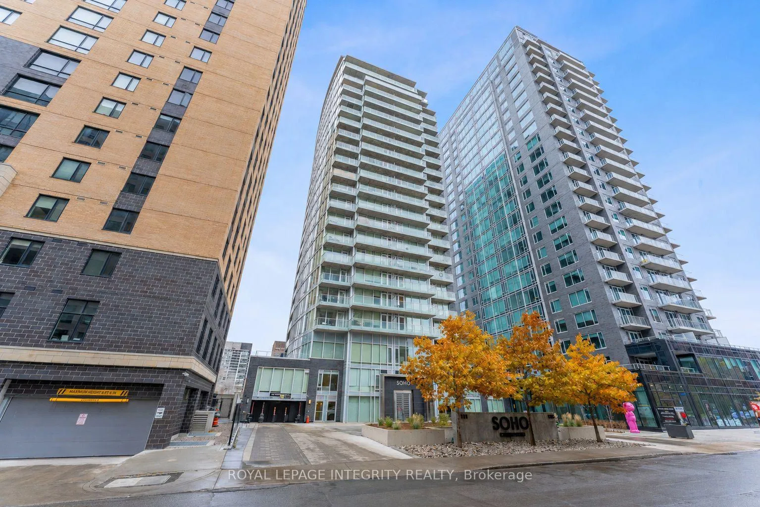 Front of Unit 401, 111 Champagne Avenue S