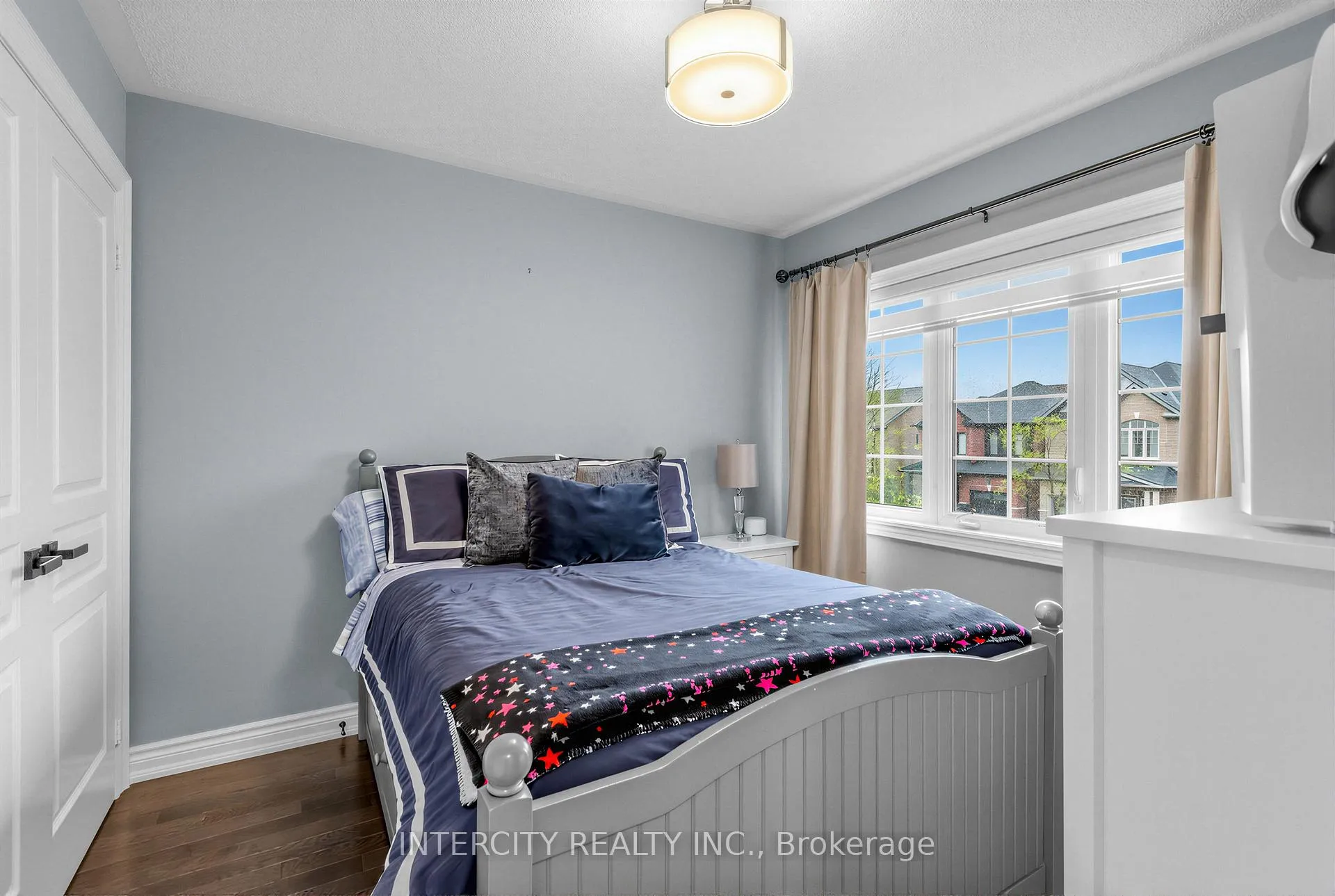Photo 28 of 322 Moody Drive, Vaughan, Kleinburg — HOMEH