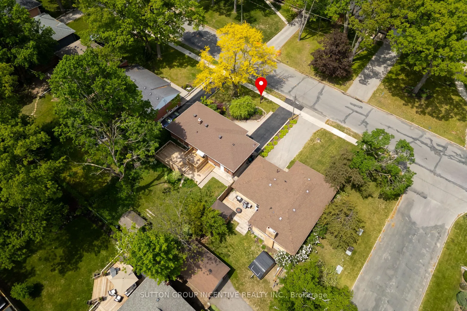 Photo 5 of 81 Letitia Street, Barrie, Sunnidale — HOMEH