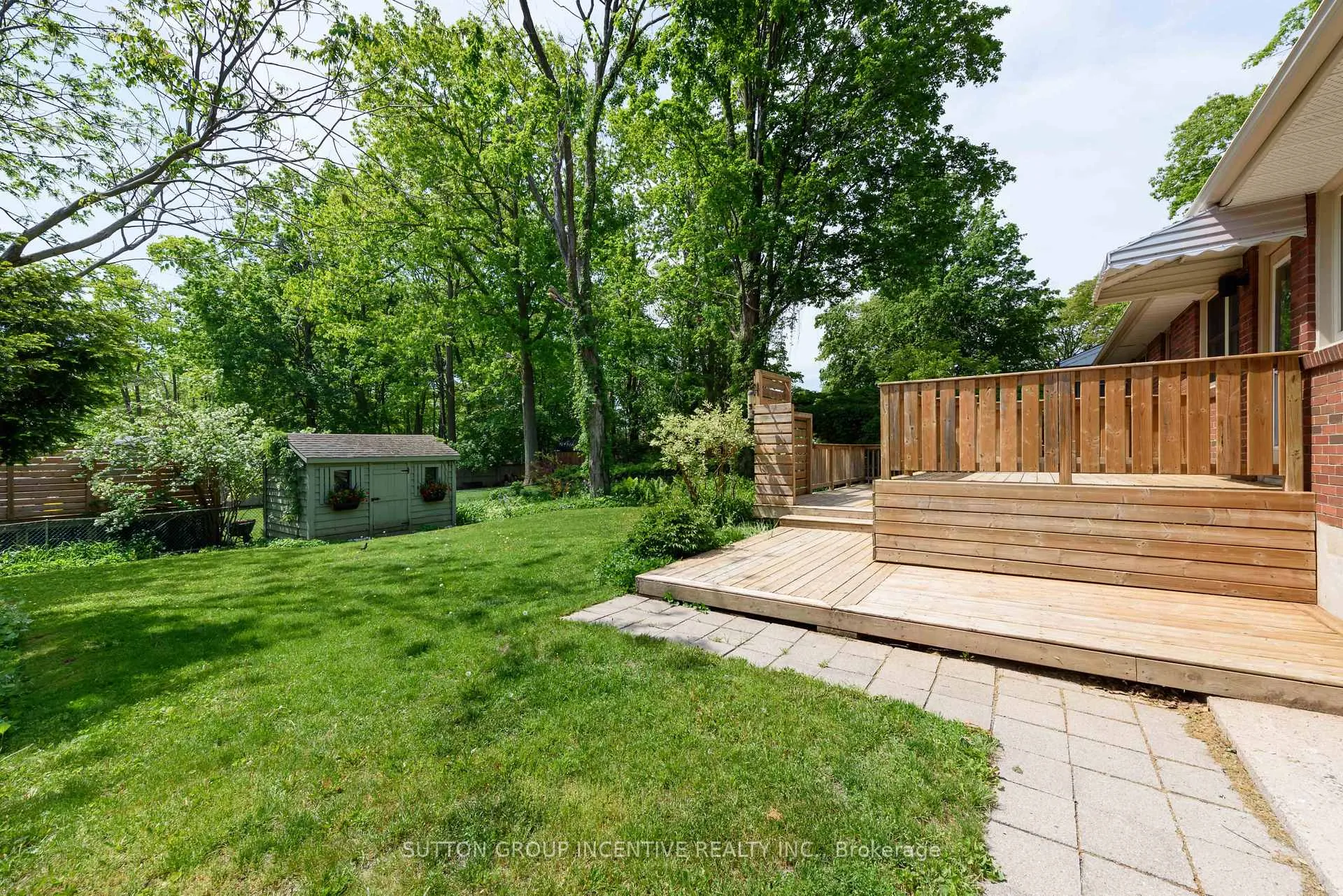 Photo 11 of 81 Letitia Street, Barrie, Sunnidale — HOMEH