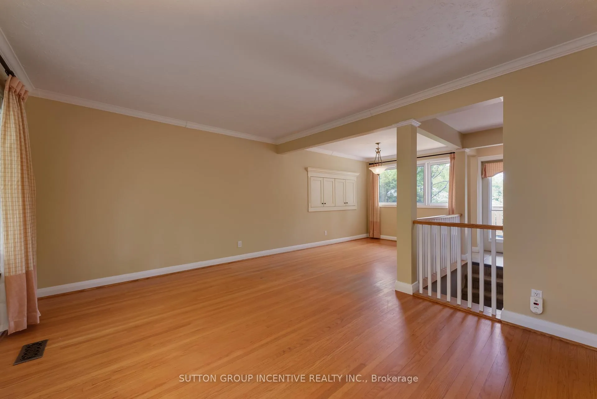 Photo 14 of 81 Letitia Street, Barrie, Sunnidale — HOMEH