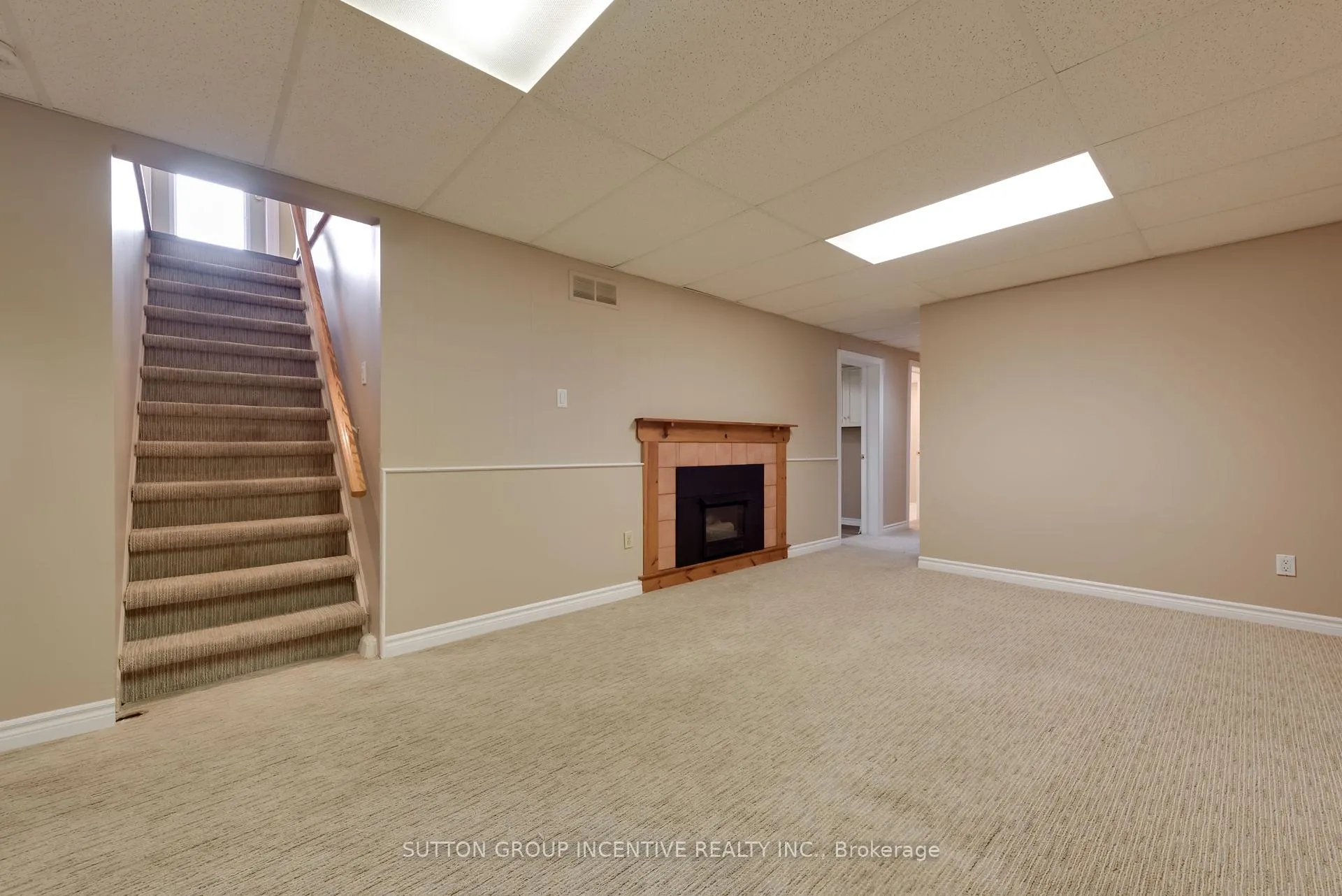 Photo 24 of 81 Letitia Street, Barrie, Sunnidale — HOMEH