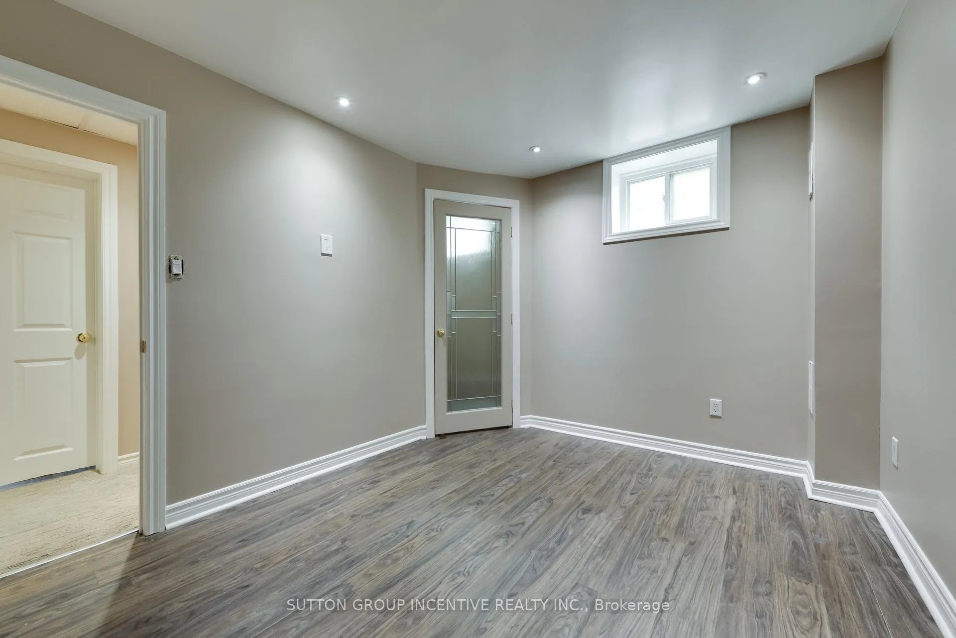 Photo 26 of 81 Letitia Street, Barrie, Sunnidale — HOMEH