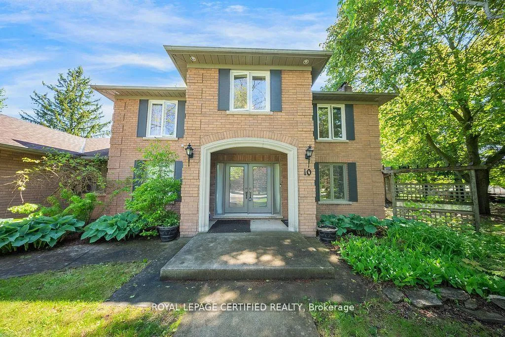 Photo 2 of 10 Karendale Crescent, Hamilton, Freelton — HOMEH