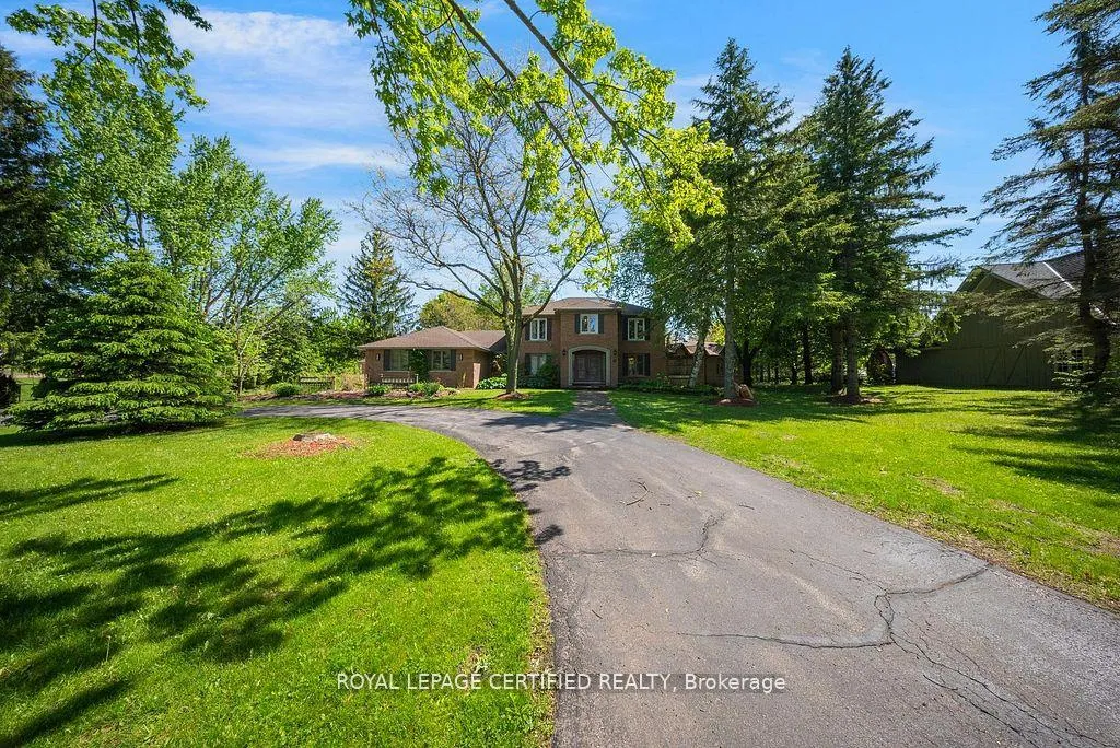 Photo 6 of 10 Karendale Crescent, Hamilton, Freelton — HOMEH
