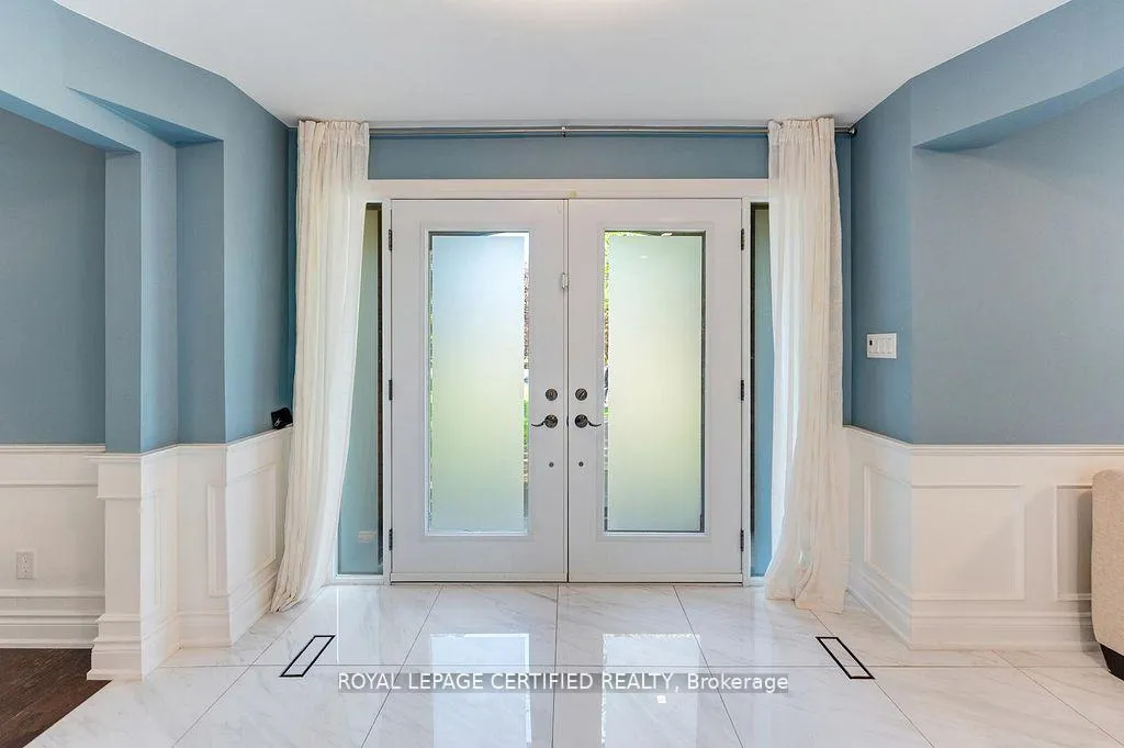 Photo 8 of 10 Karendale Crescent, Hamilton, Freelton — HOMEH