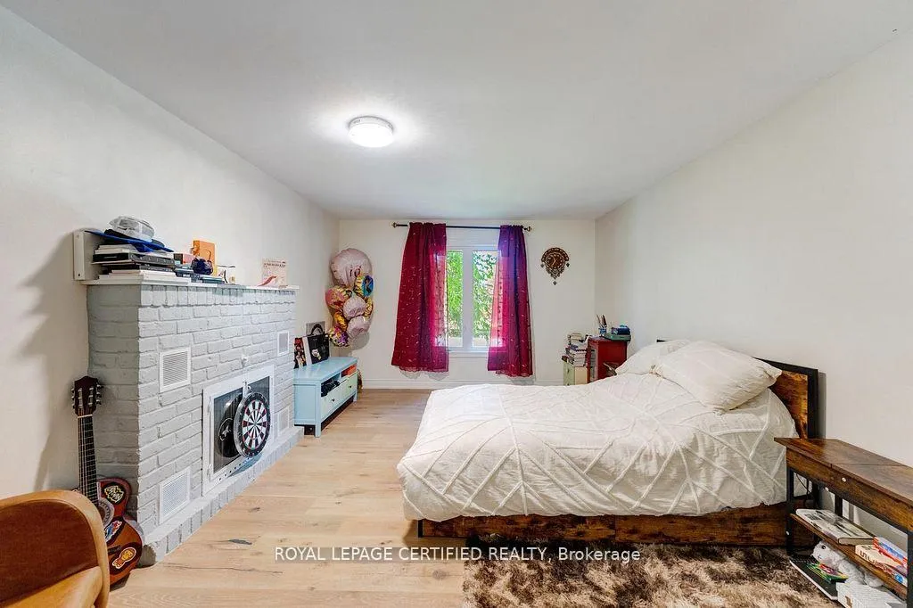 Photo 36 of 10 Karendale Crescent, Hamilton, Freelton — HOMEH