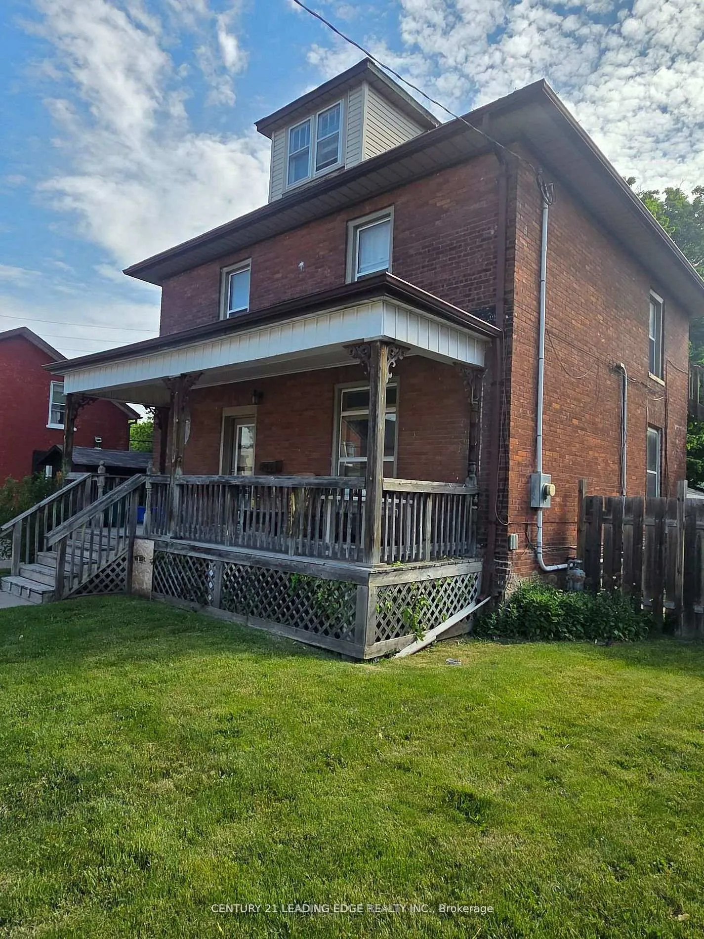 Photo 3 of 195 Albert Street, Oshawa, Central — HOMEH
