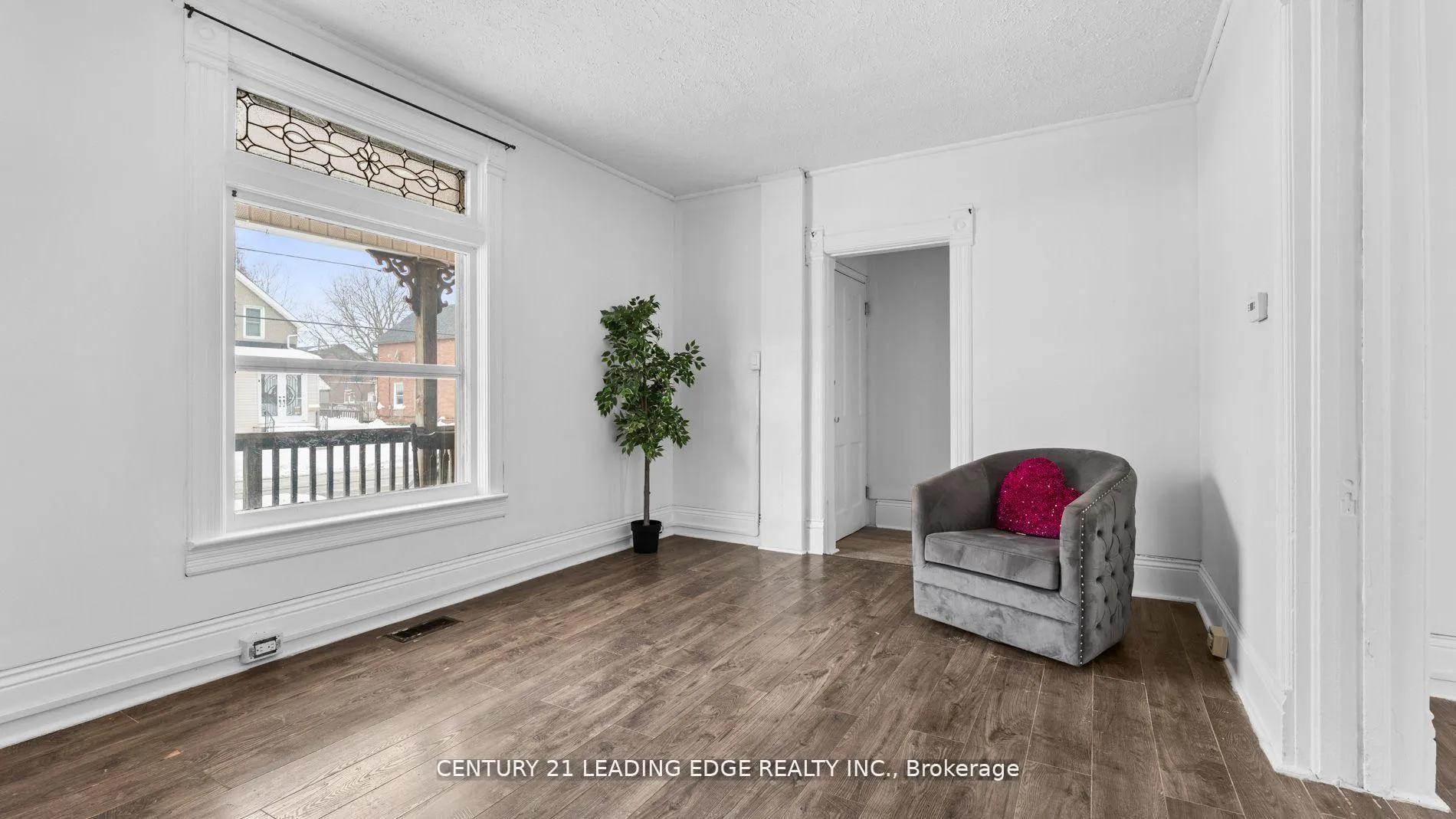 Photo 7 of 195 Albert Street, Oshawa, Central — HOMEH