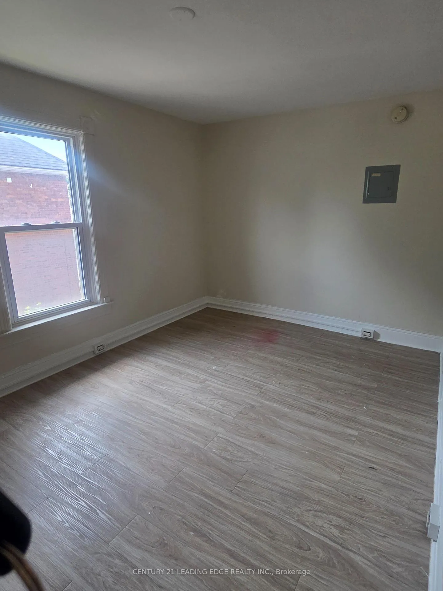 Photo 33 of 195 Albert Street, Oshawa, Central — HOMEH