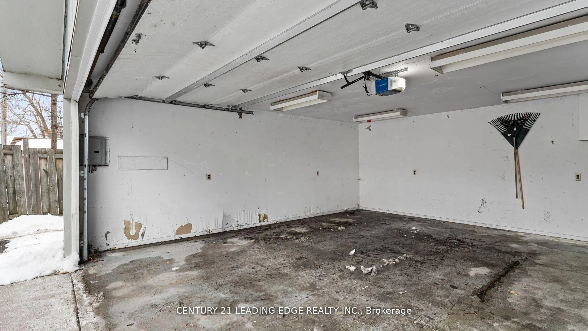 Photo 44 of 195 Albert Street, Oshawa, Central — HOMEH
