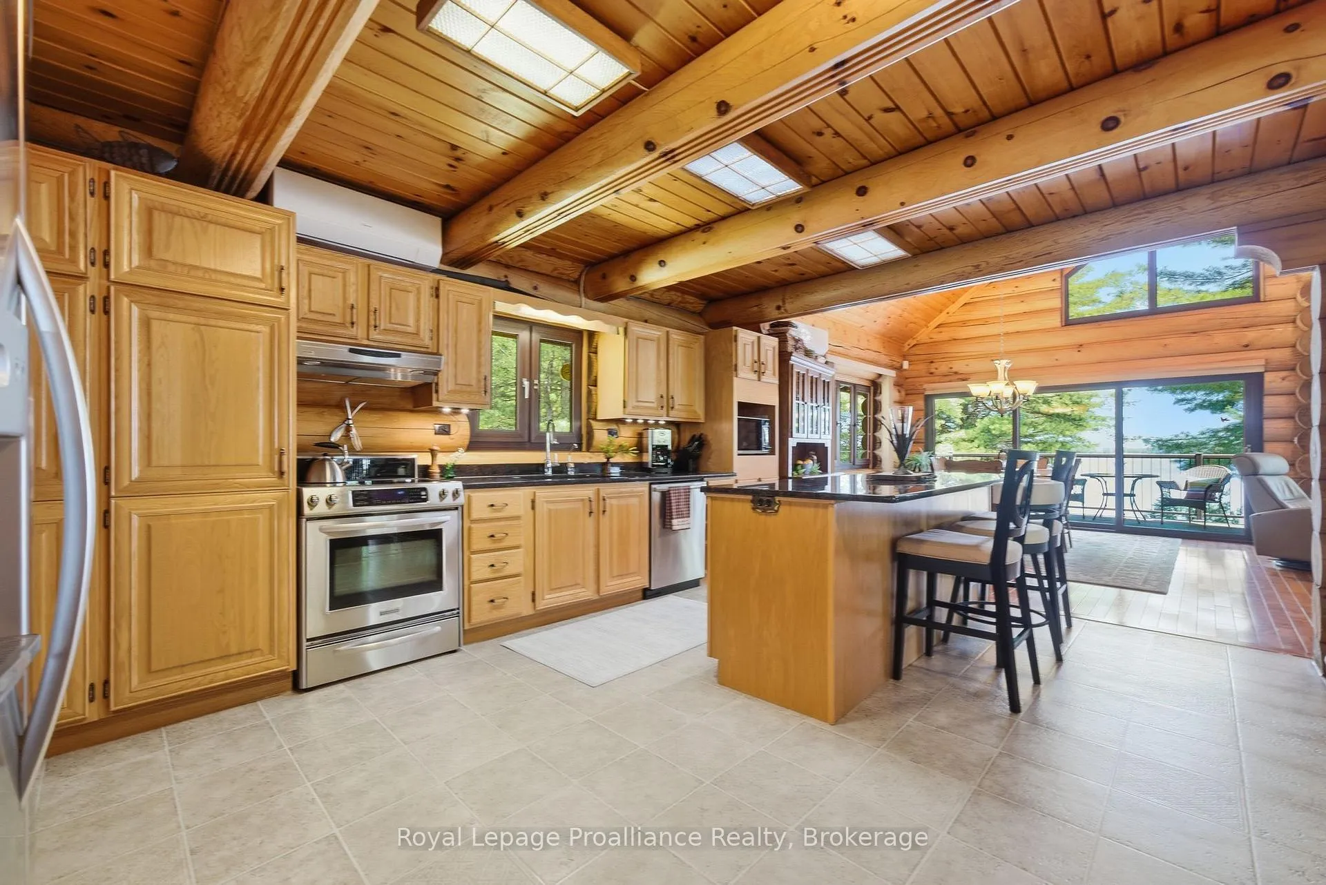 Photo 6 of 1435 Whites Road, Frontenac, Frontenac North — HOMEH