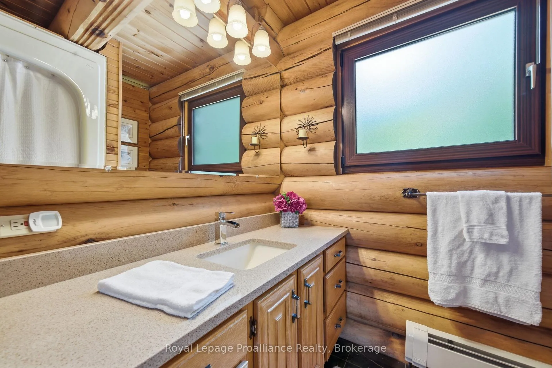 Photo 17 of 1435 Whites Road, Frontenac, Frontenac North — HOMEH