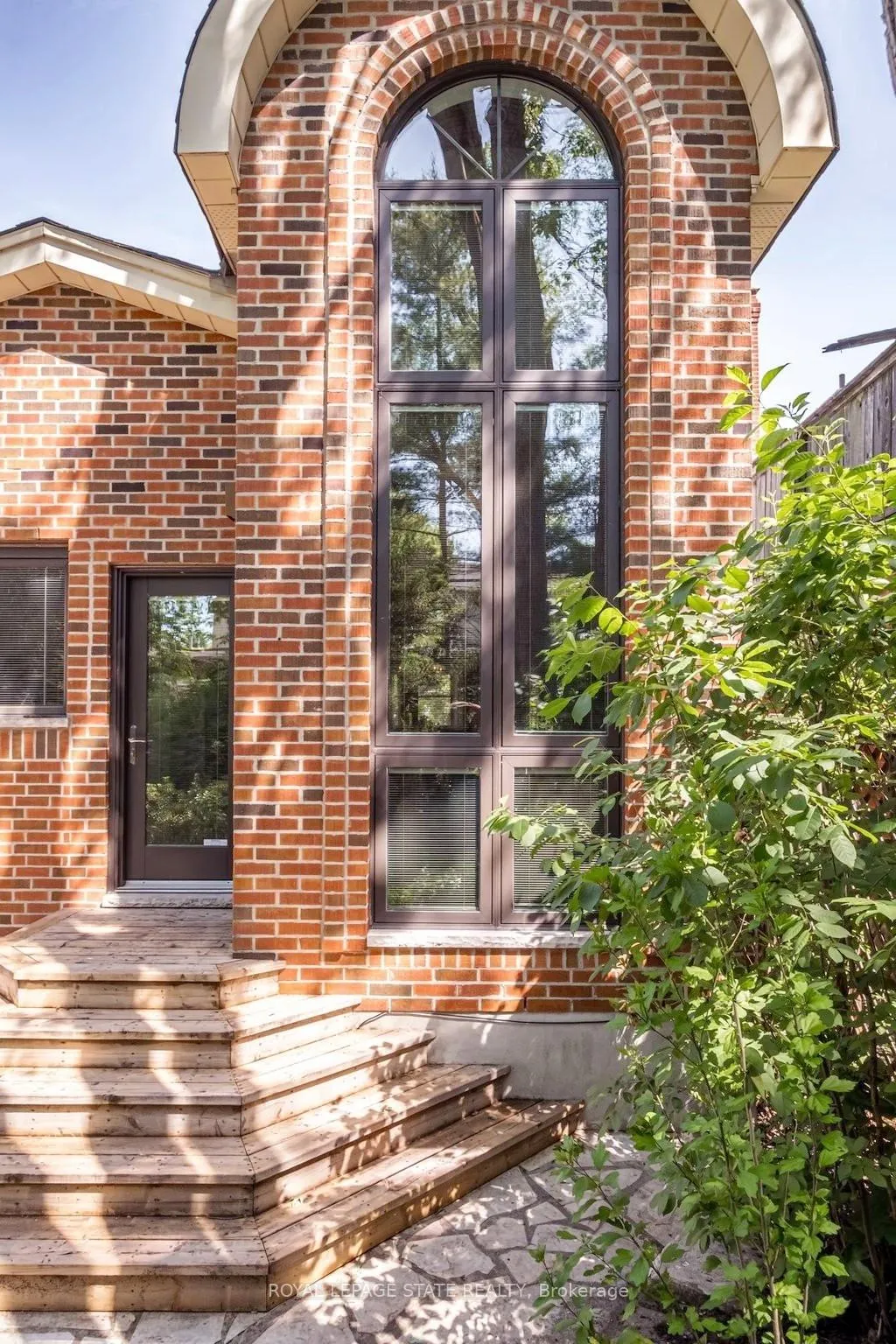 Photo 41 of 12 Bond Street S, Hamilton, Westdale — HOMEH