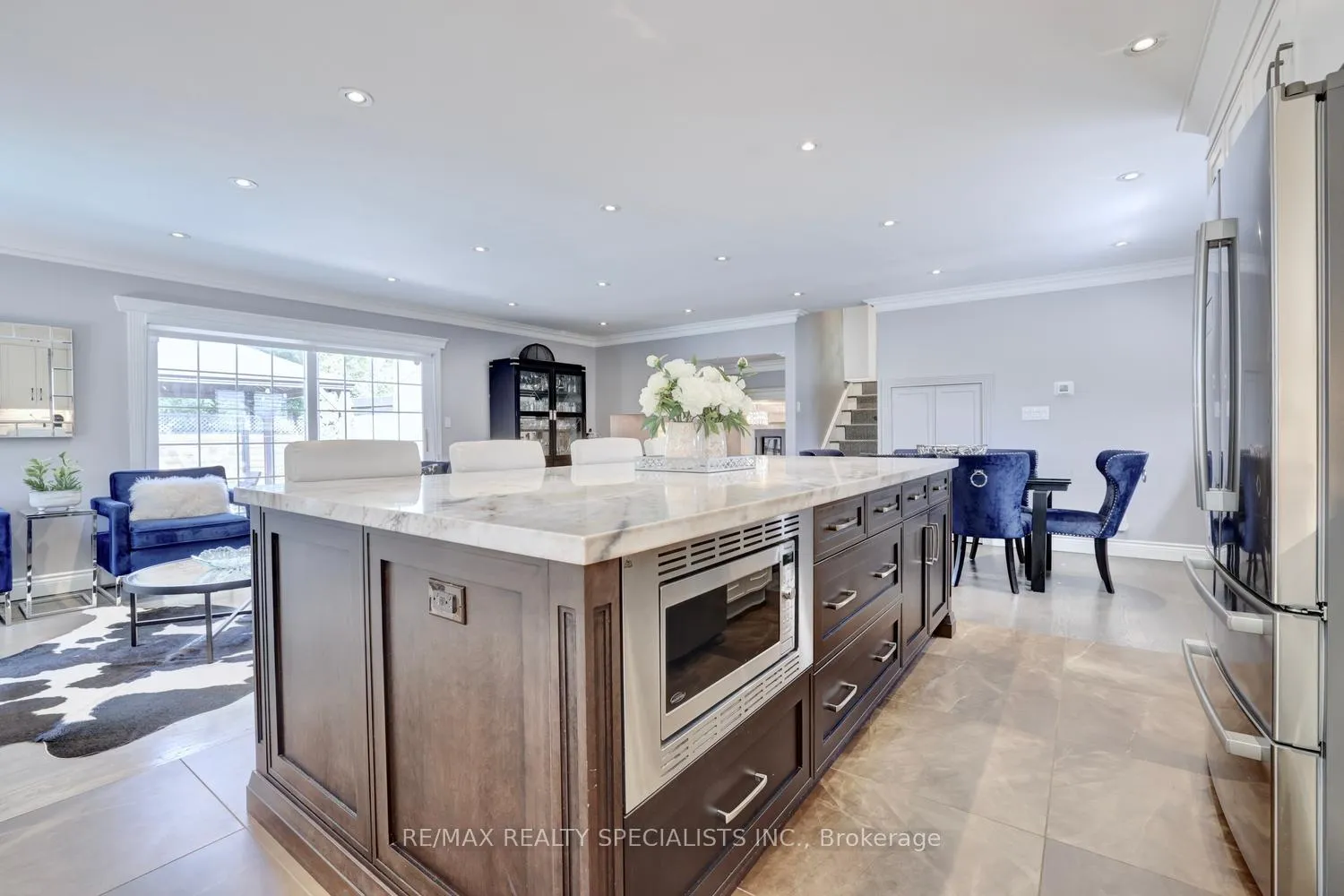 Photo 12 of 34 Kenninghall Boulevard, Mississauga, Streetsville — HOMEH