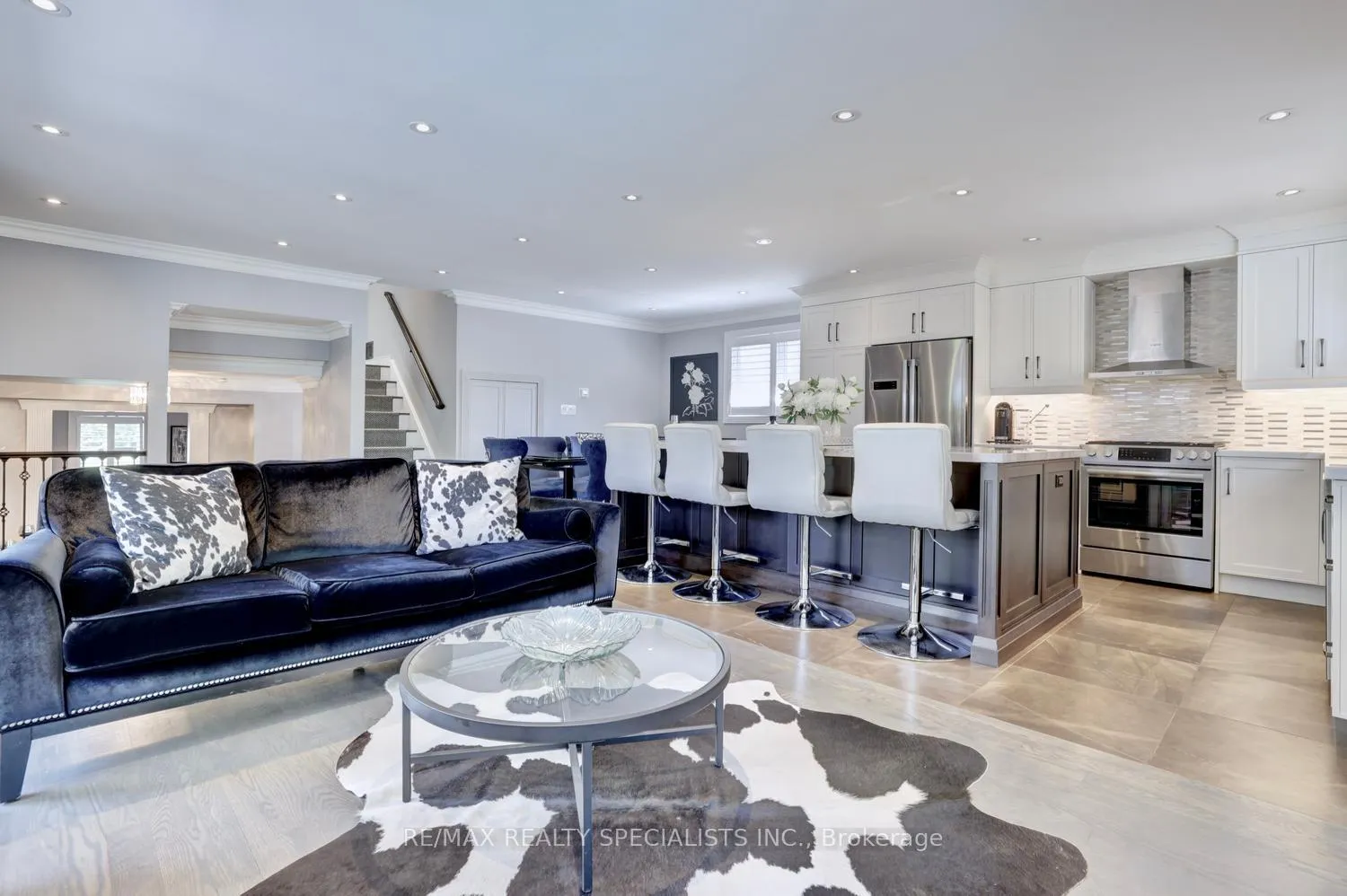 Photo 15 of 34 Kenninghall Boulevard, Mississauga, Streetsville — HOMEH