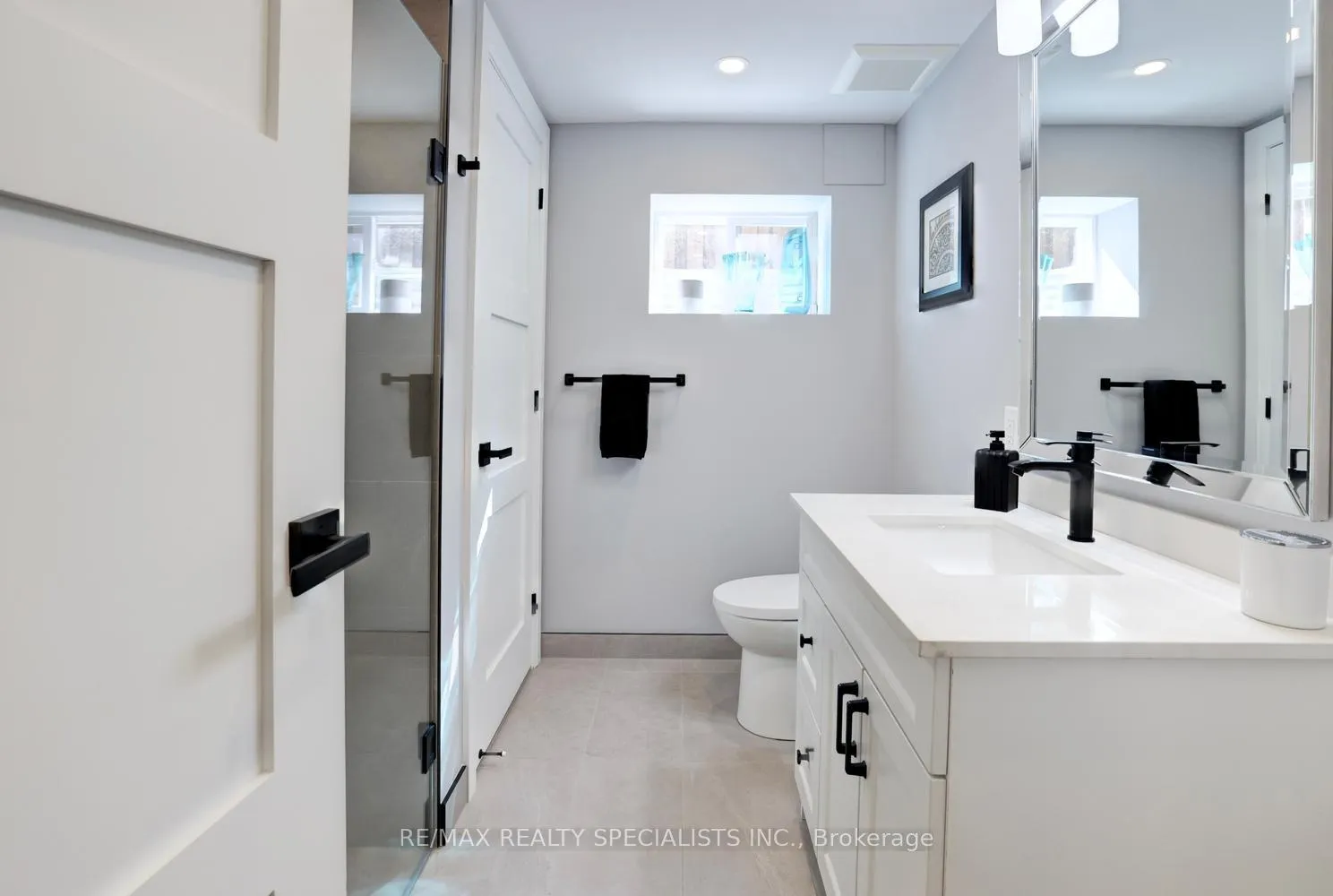 Photo 30 of 34 Kenninghall Boulevard, Mississauga, Streetsville — HOMEH