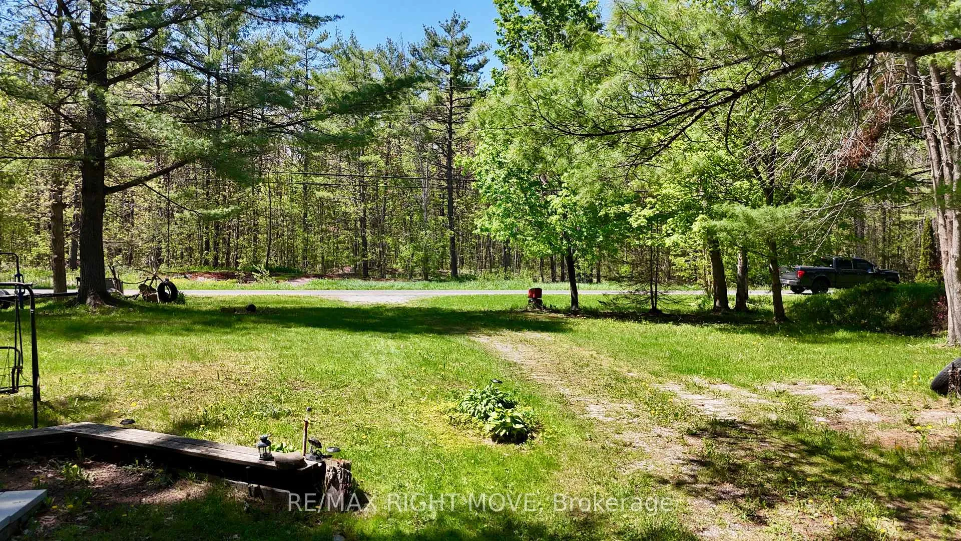 Photo 4 of 7785 Oakridge Drive, Ramara, Rural Ramara — HOMEH