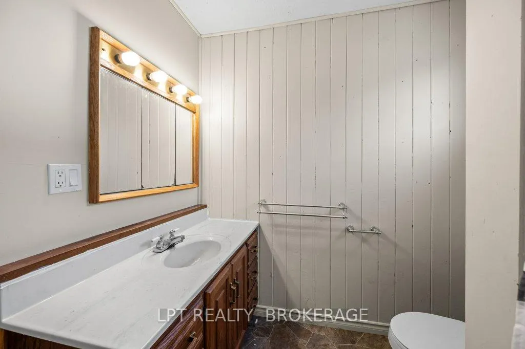 Photo 16 of 4342 Henderson Road, Frontenac, Frontenac North — HOMEH