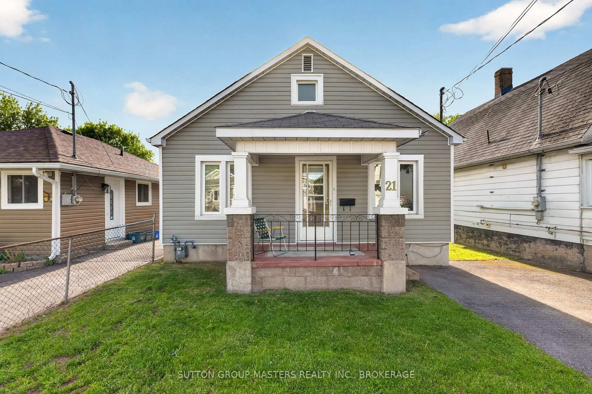Photo 2 of 21 Connaught Street, Kingston, East of Sir John A. Blvd — HOMEH