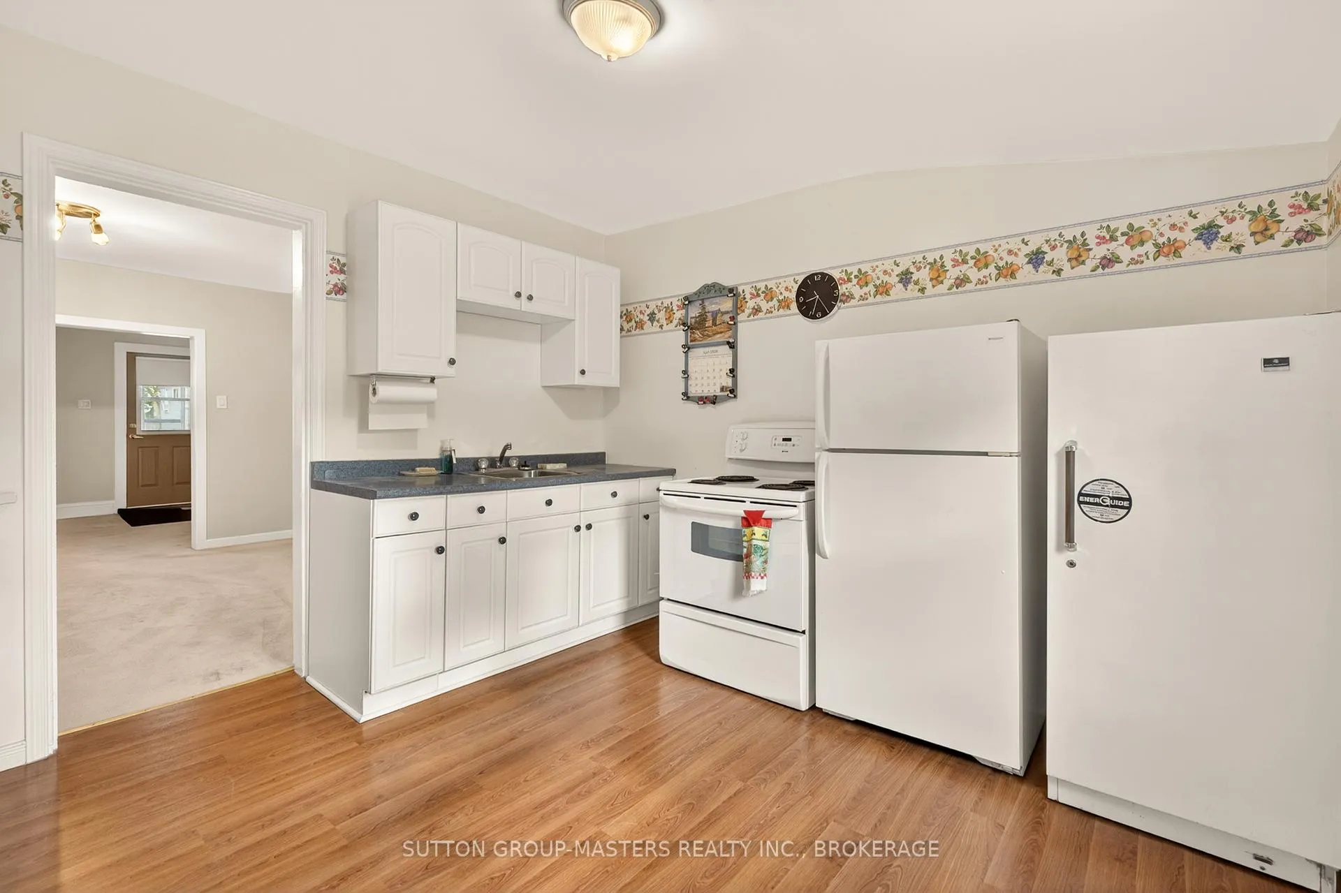 Photo 13 of 21 Connaught Street, Kingston, East of Sir John A. Blvd — HOMEH