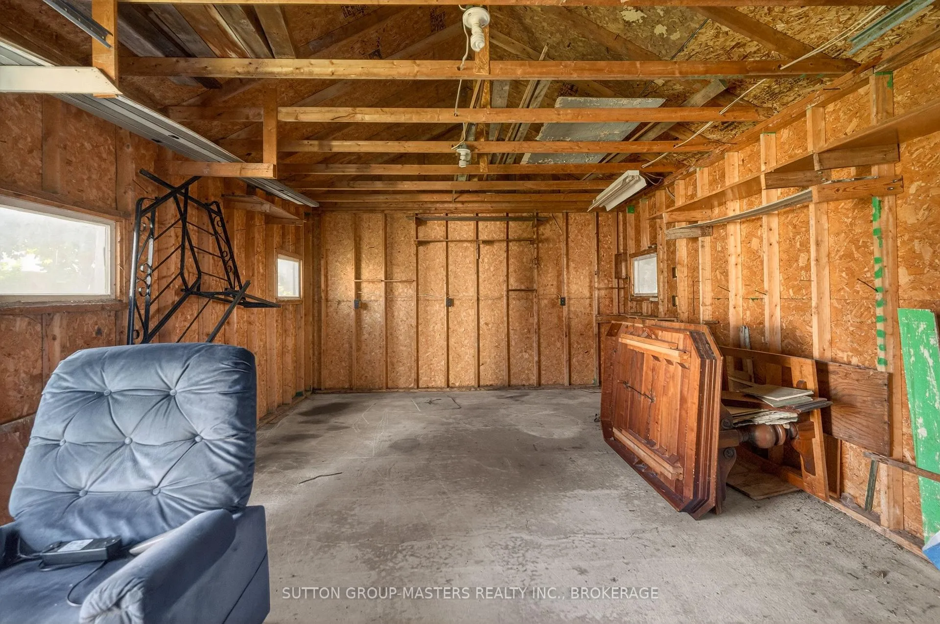 Photo 32 of 21 Connaught Street, Kingston, East of Sir John A. Blvd — HOMEH