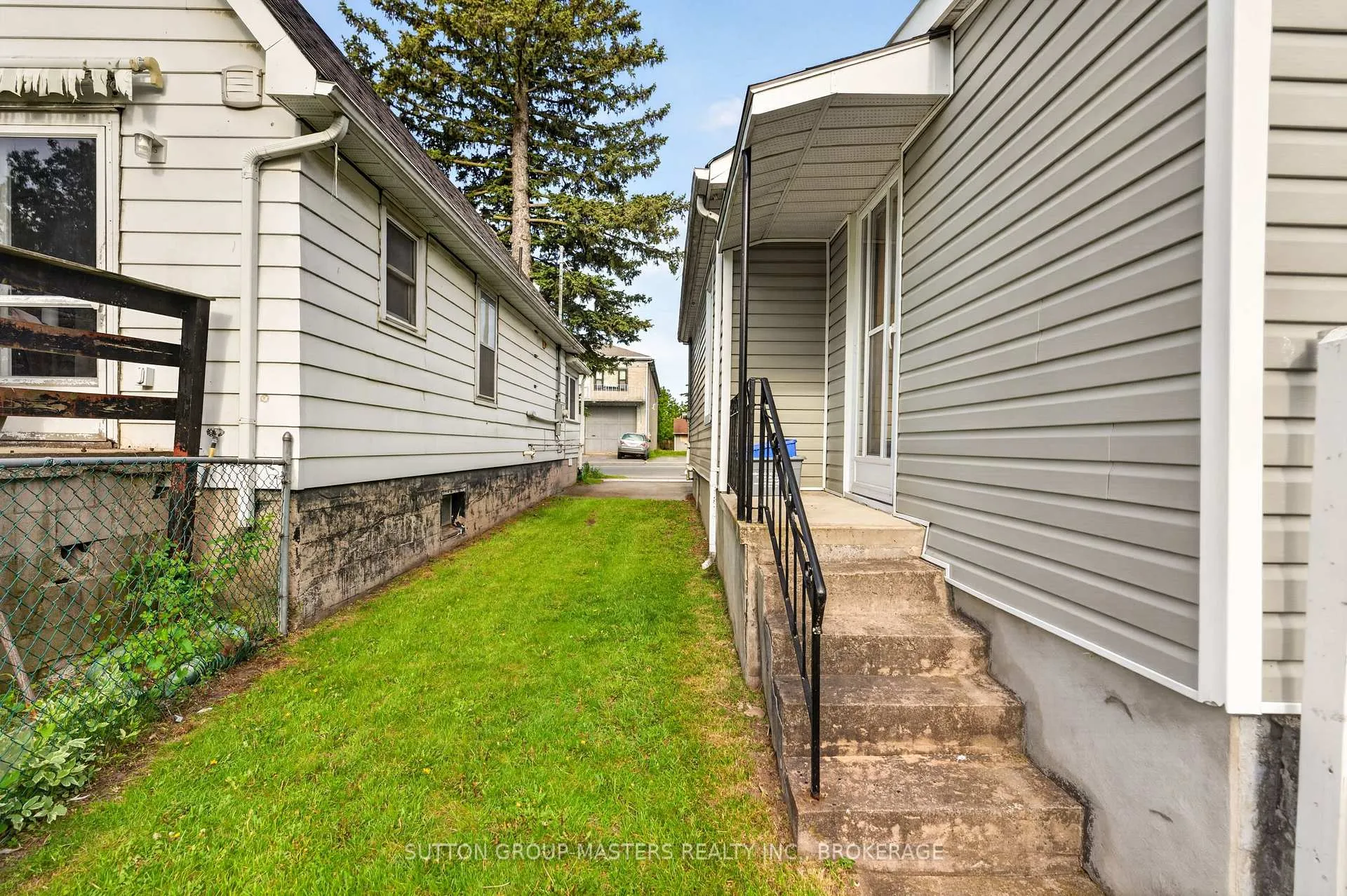 Photo 40 of 21 Connaught Street, Kingston, East of Sir John A. Blvd — HOMEH