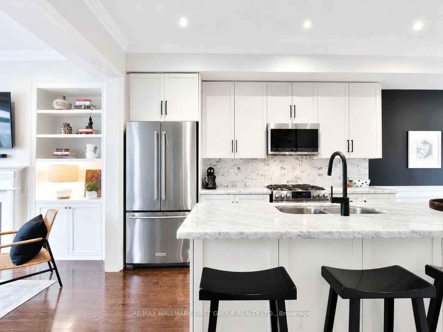Photo 10 of 329 Dalesford Road, Etobicoke, Stonegate-Queensway — HOMEH