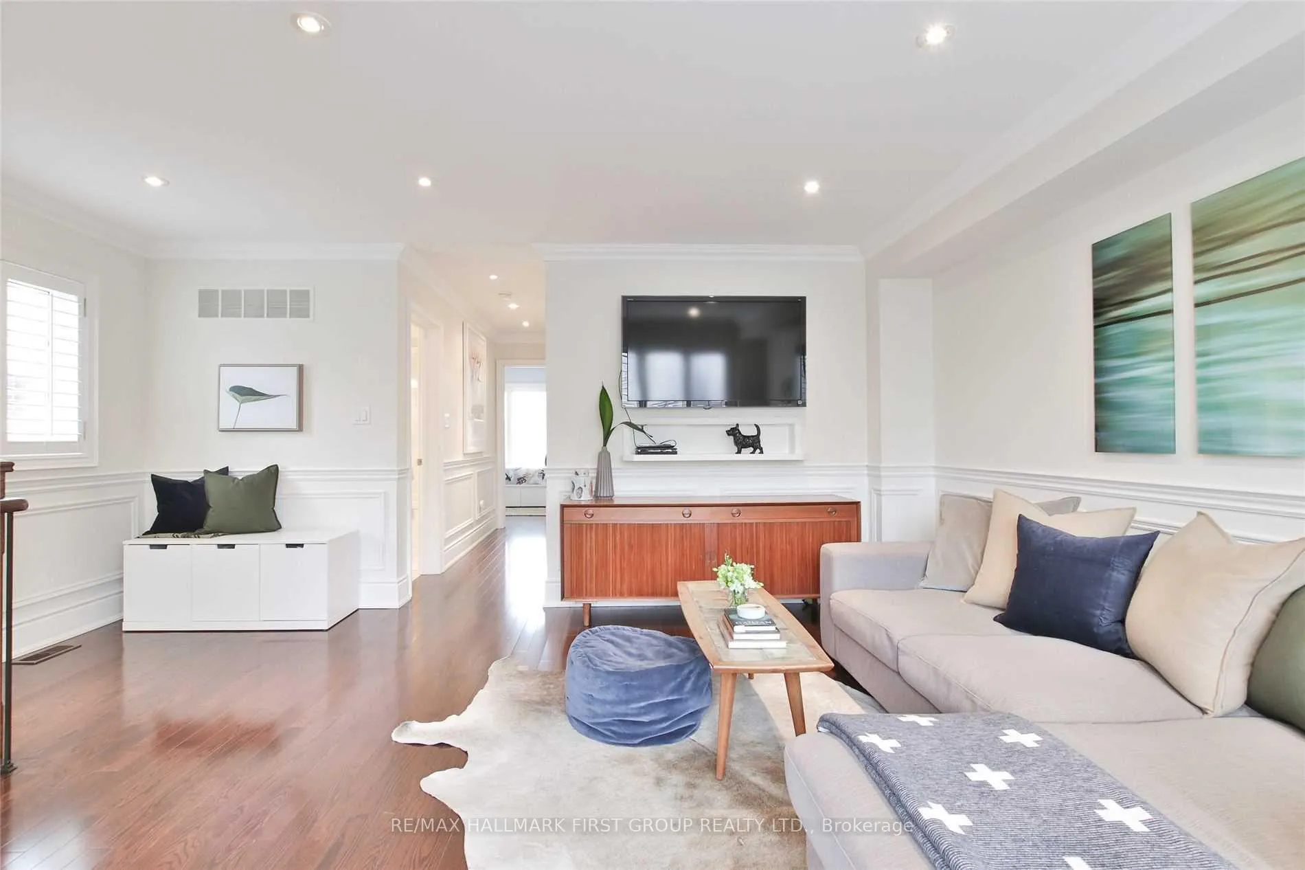 Photo 20 of 329 Dalesford Road, Etobicoke, Stonegate-Queensway — HOMEH