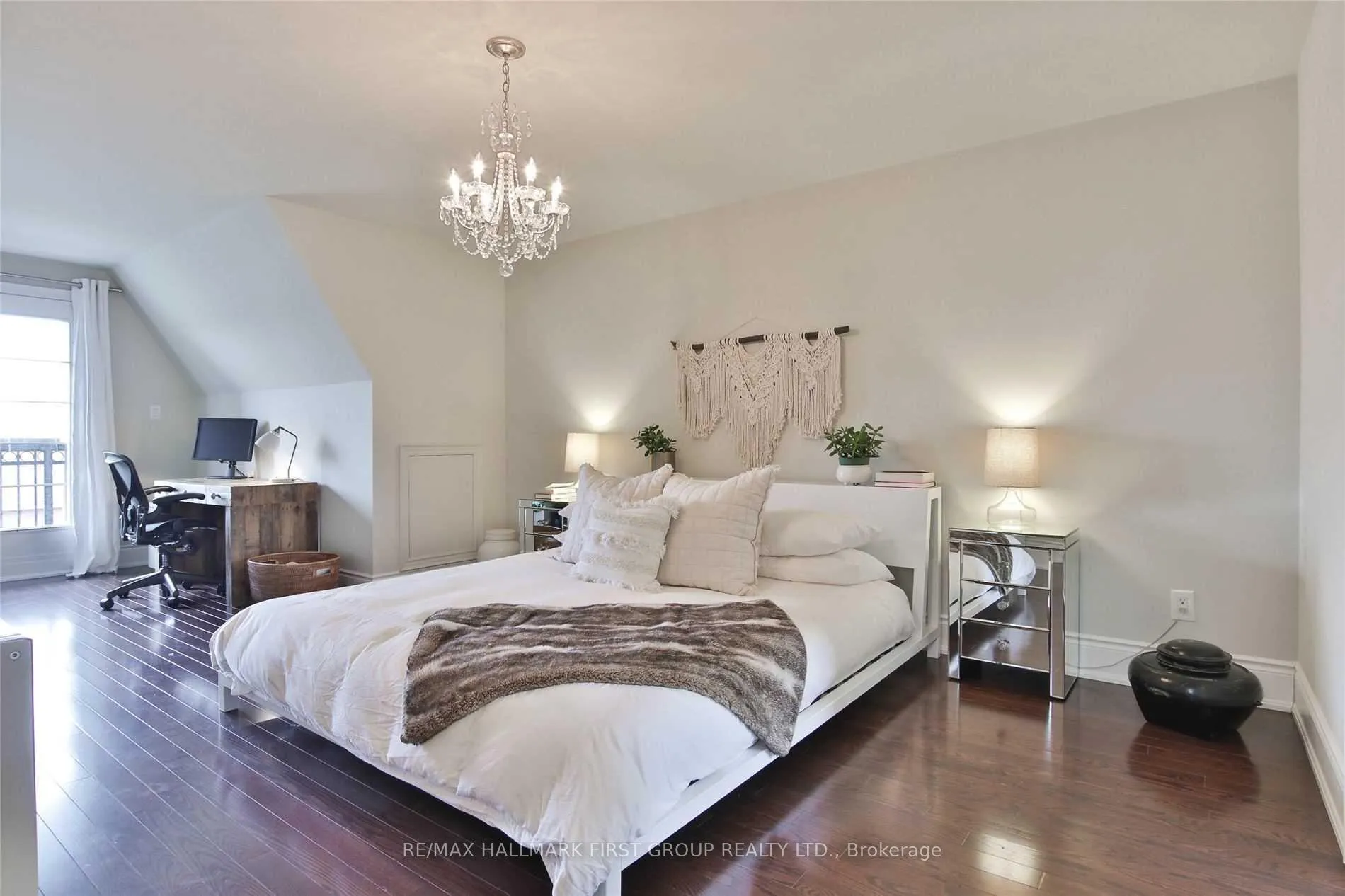 Photo 24 of 329 Dalesford Road, Etobicoke, Stonegate-Queensway — HOMEH