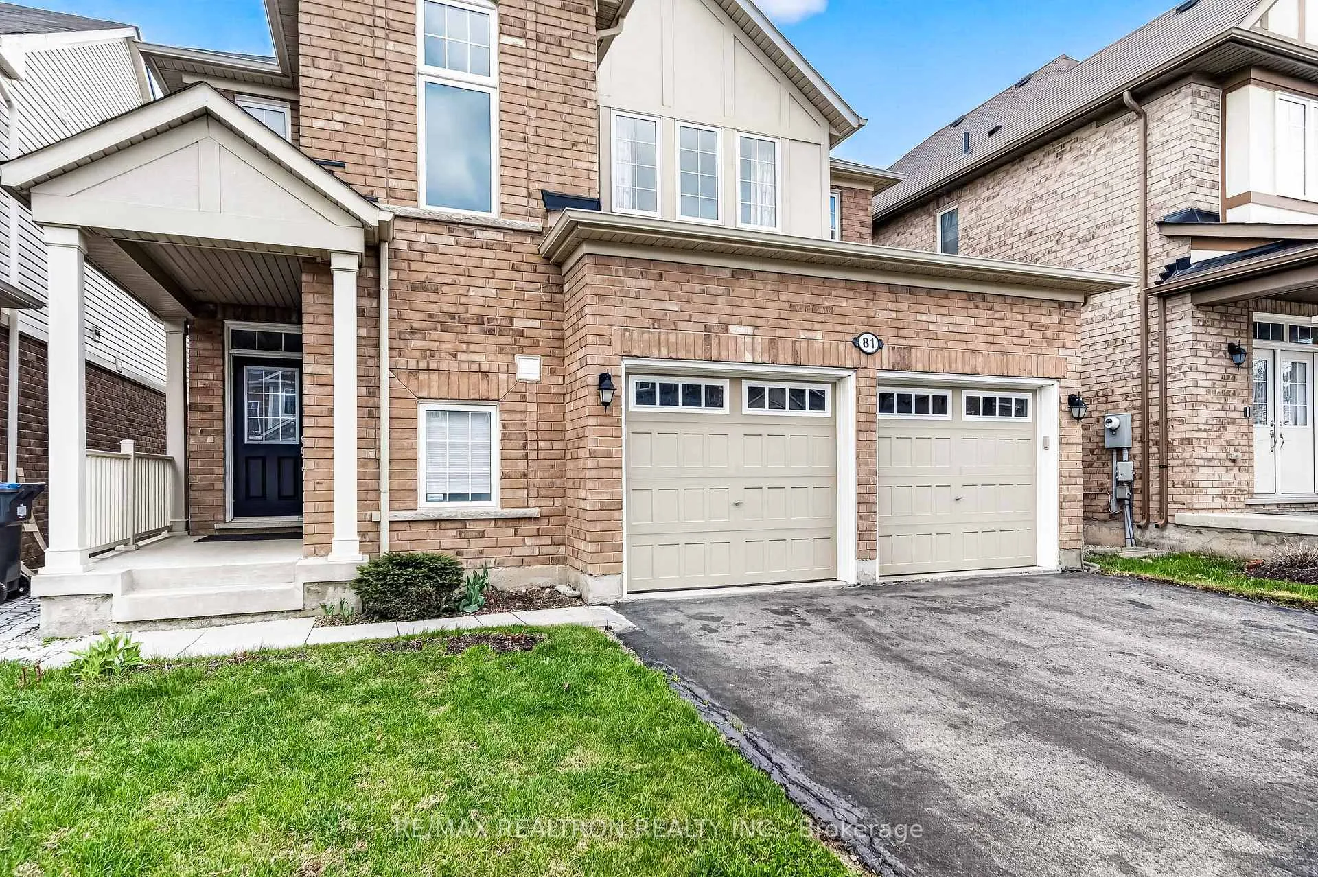 Photo 3 of 81 Enford Crescent, Brampton, Northwest Brampton — HOMEH