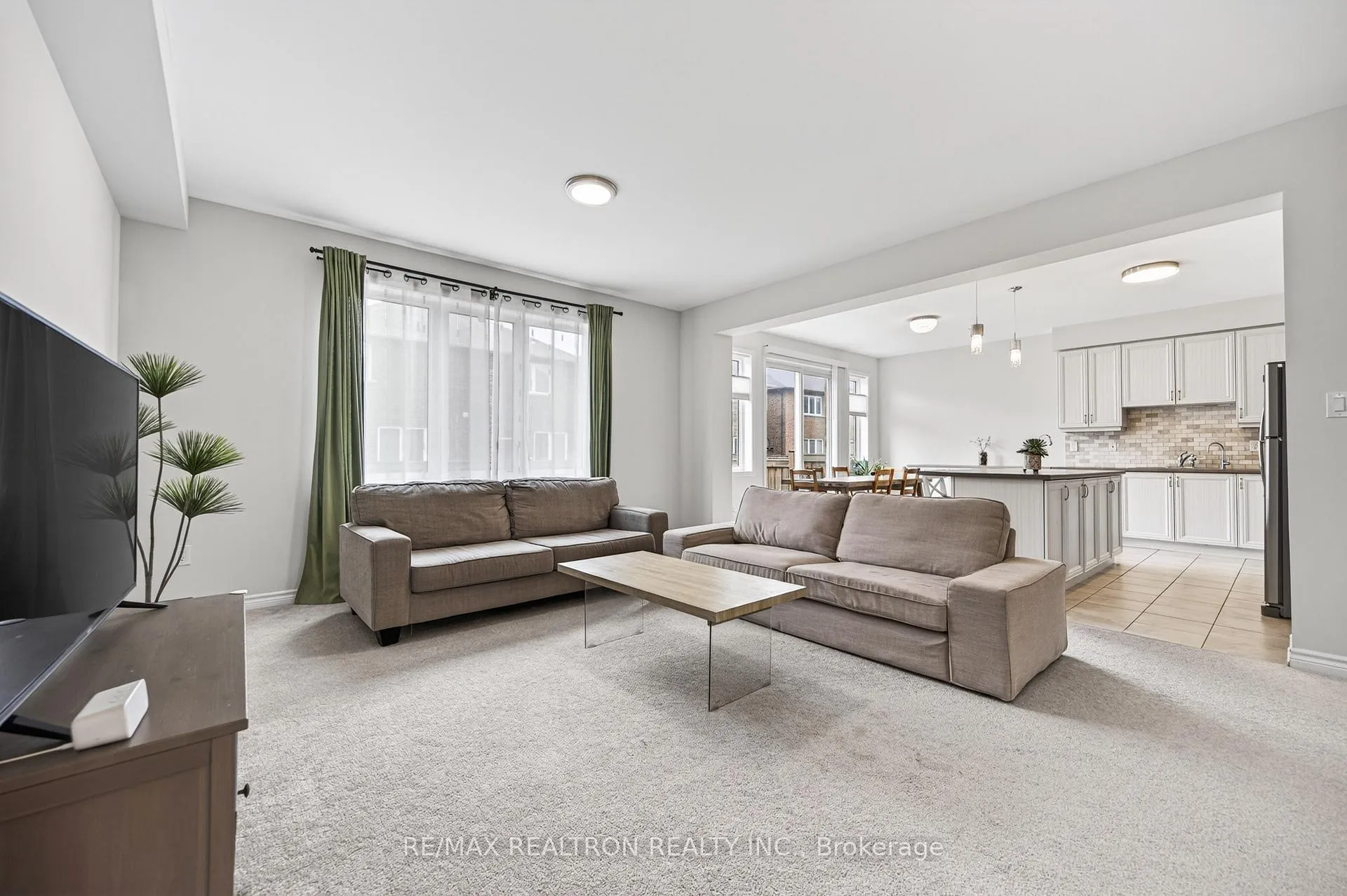Photo 7 of 81 Enford Crescent, Brampton, Northwest Brampton — HOMEH