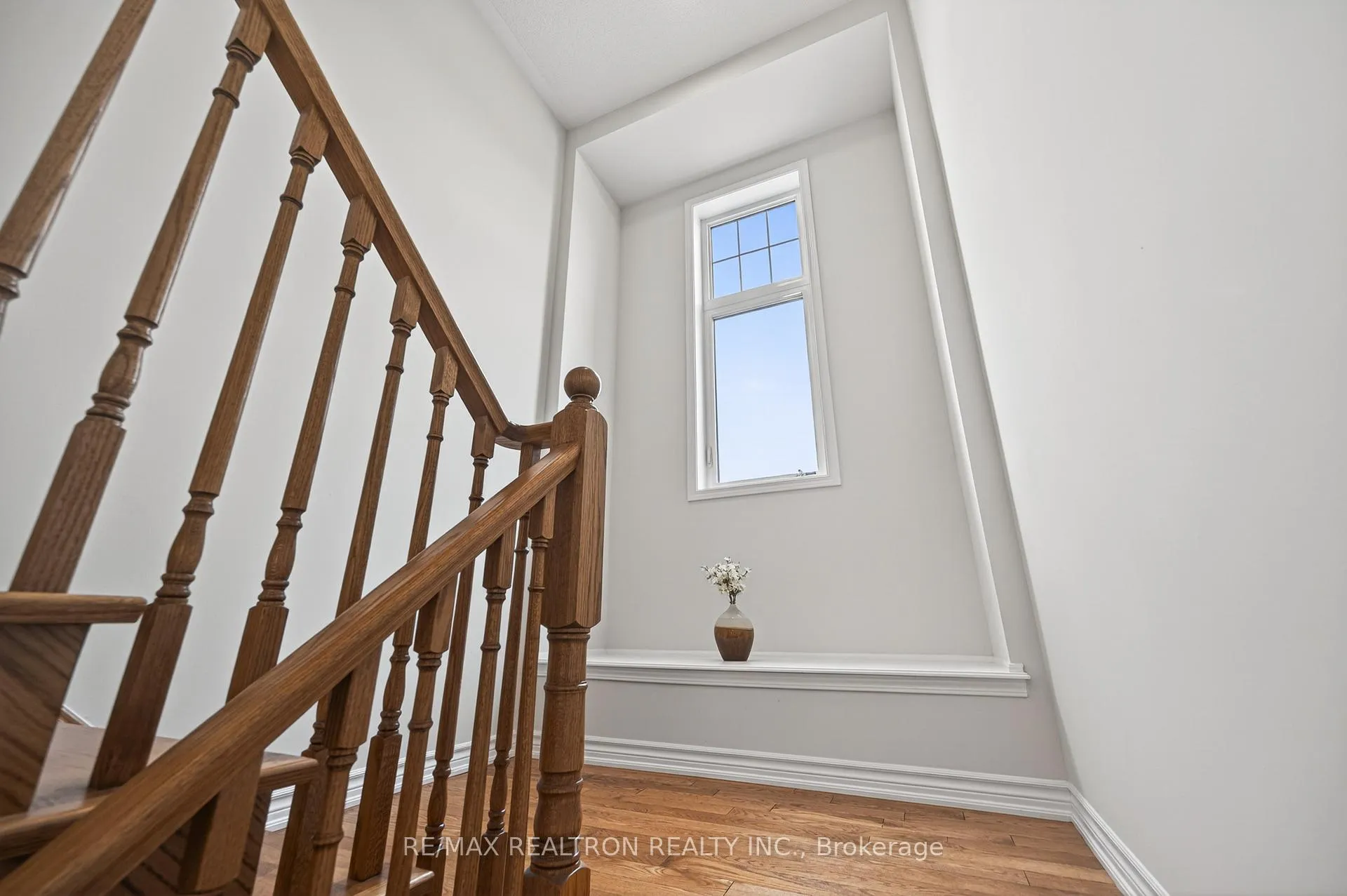 Photo 21 of 81 Enford Crescent, Brampton, Northwest Brampton — HOMEH