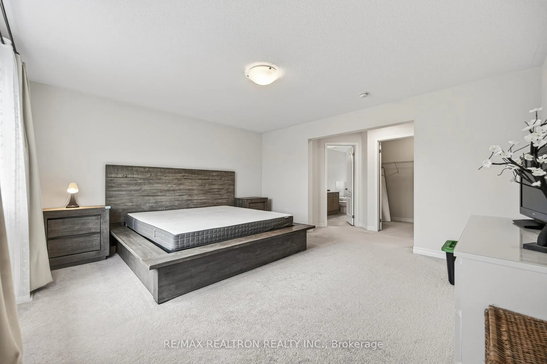 Photo 24 of 81 Enford Crescent, Brampton, Northwest Brampton — HOMEH