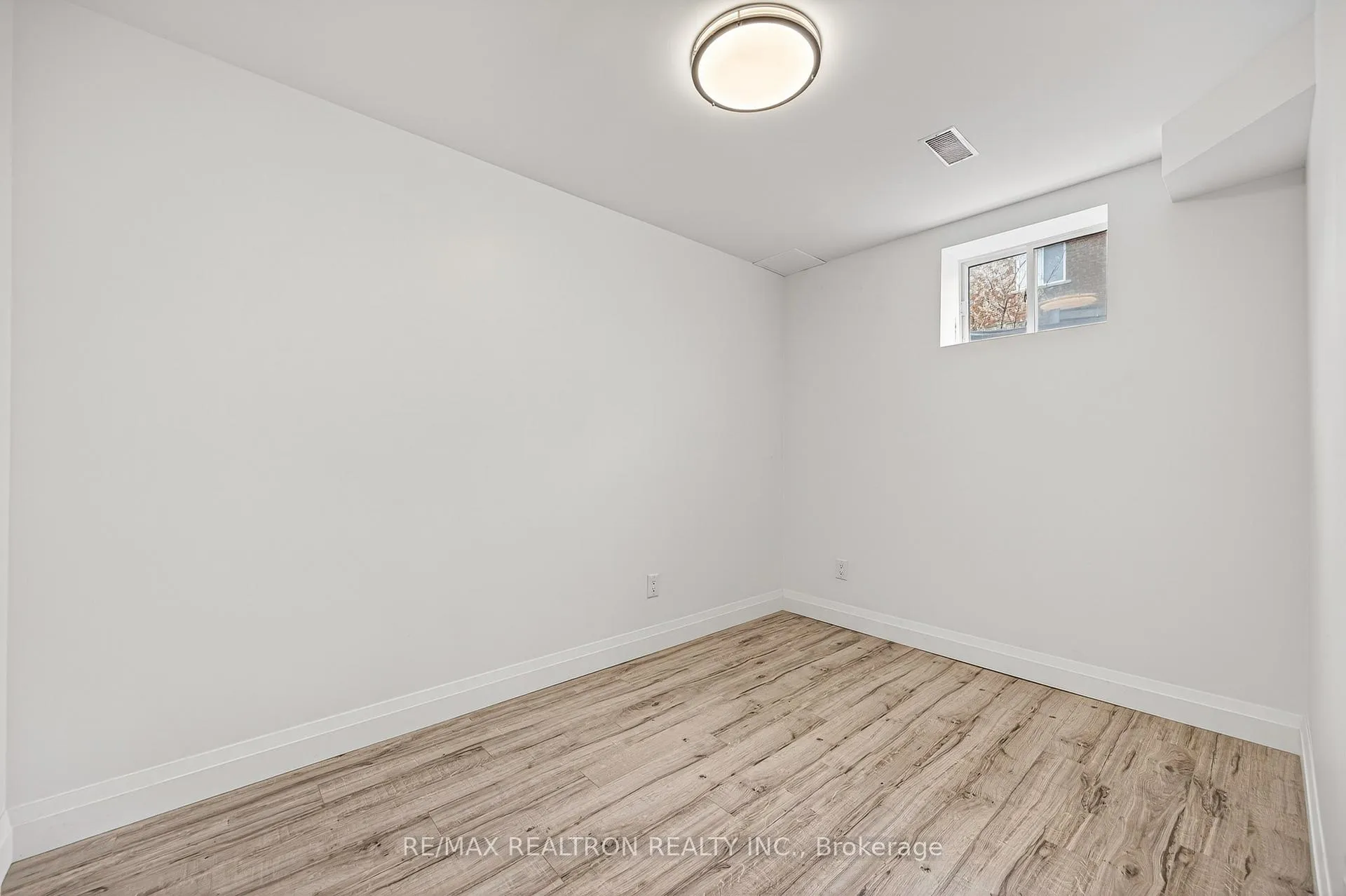 Photo 43 of 81 Enford Crescent, Brampton, Northwest Brampton — HOMEH