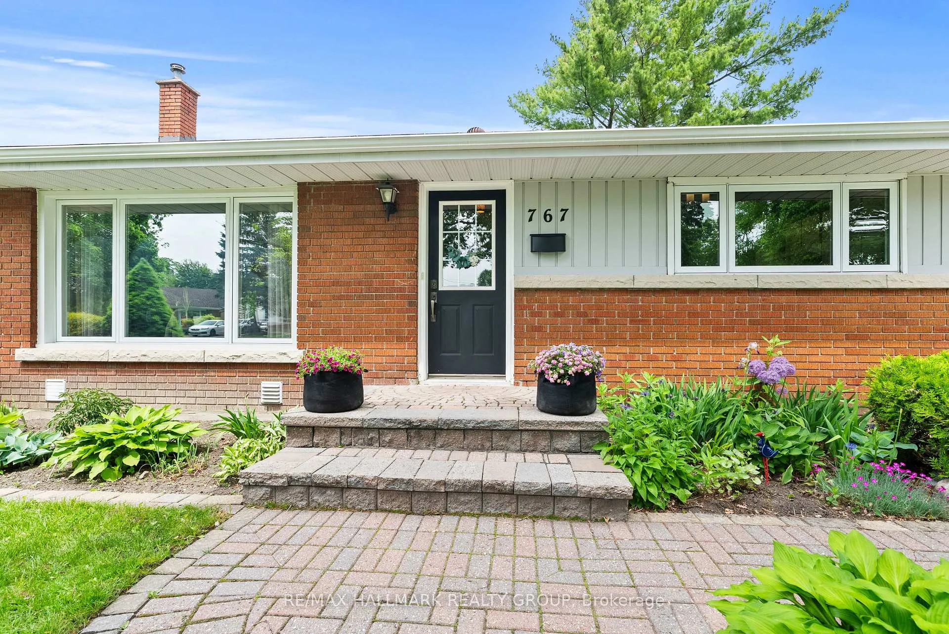 Photo 2 of 767 Adams Avenue, Ottawa, Elmvale Acres — HOMEH