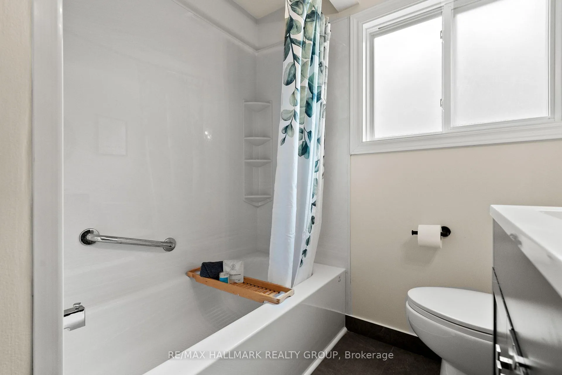 Photo 23 of 767 Adams Avenue, Ottawa, Elmvale Acres — HOMEH