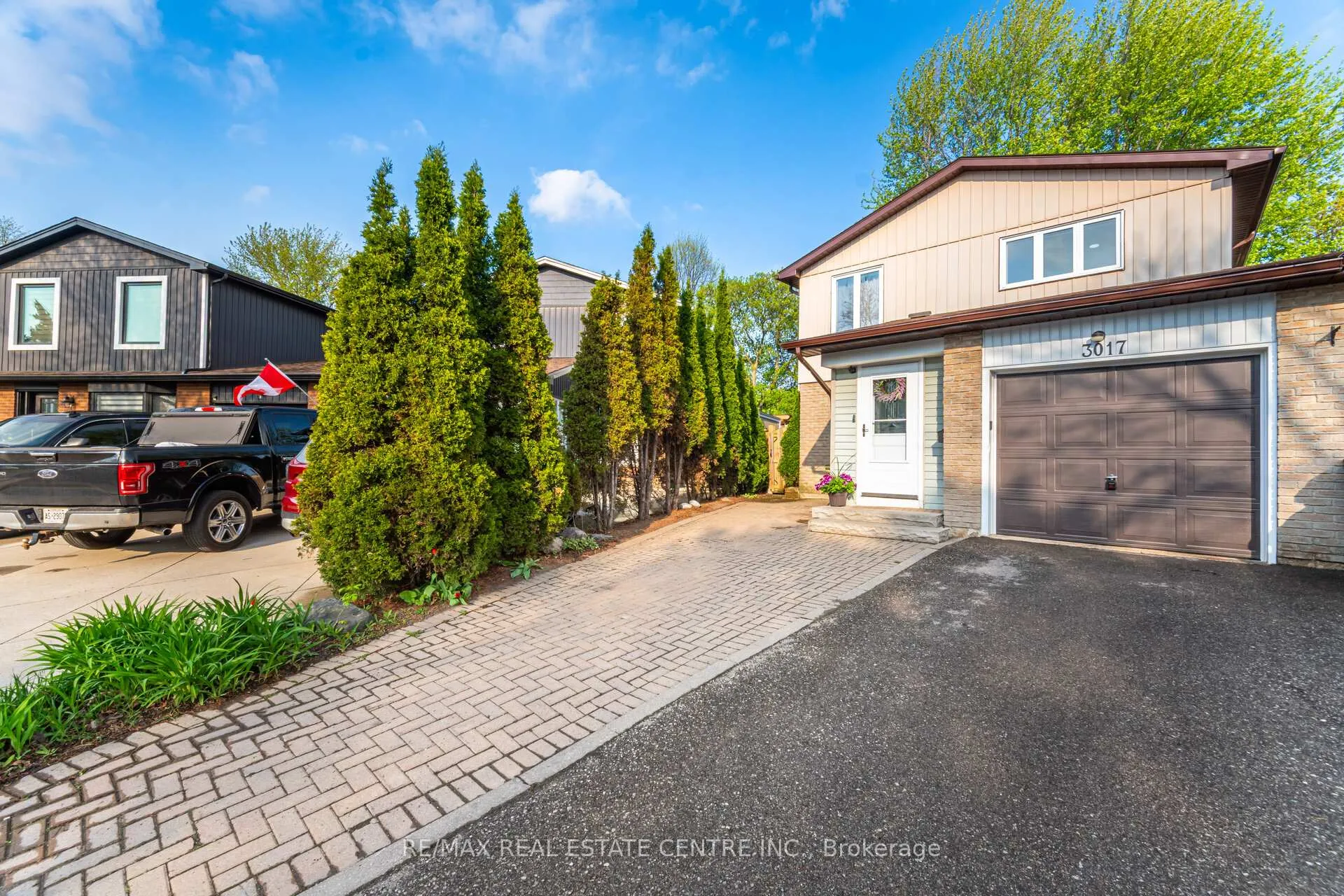 Photo 2 of 3017 Glace Bay Road, Mississauga, Meadowvale — HOMEH