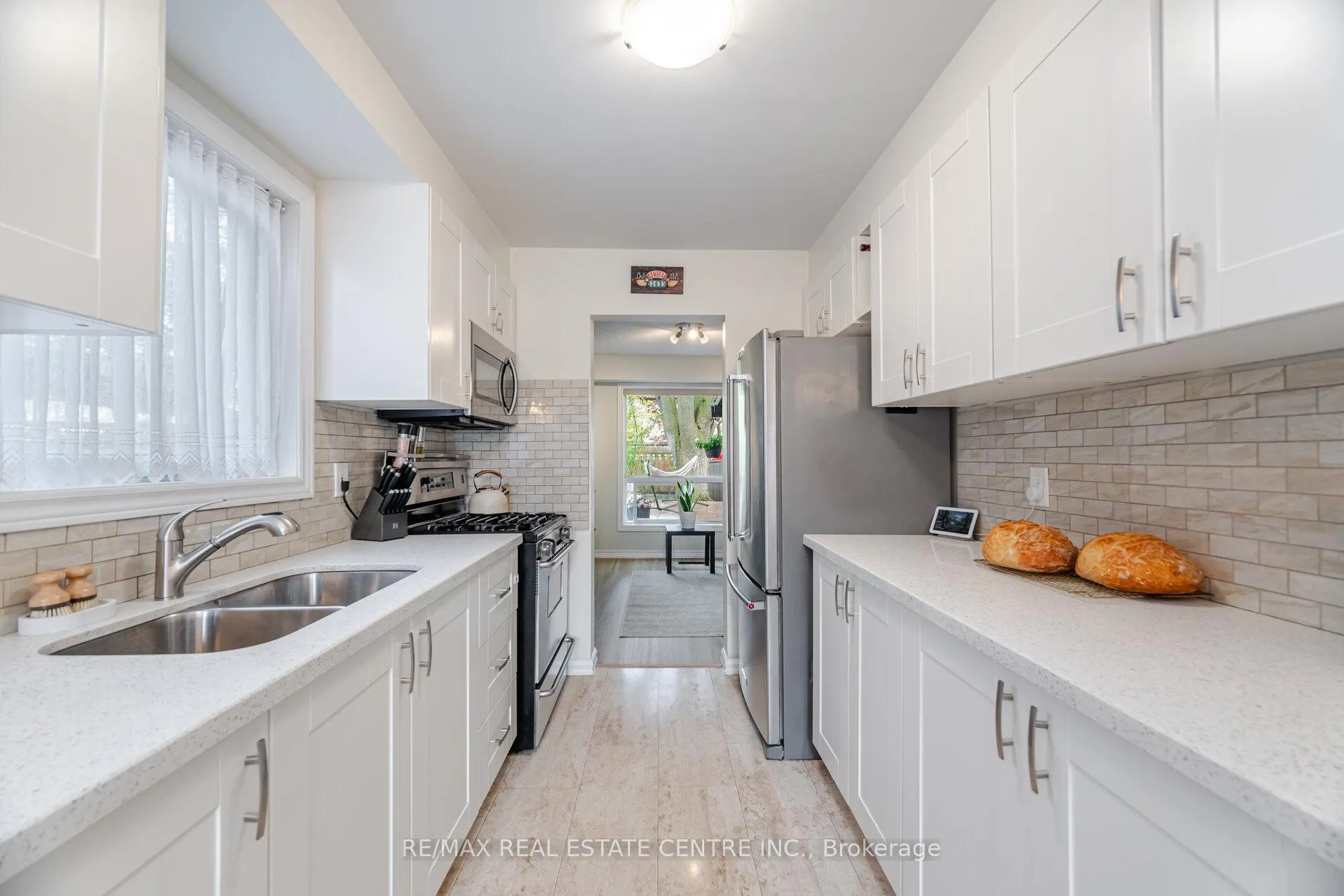 Photo 10 of 3017 Glace Bay Road, Mississauga, Meadowvale — HOMEH