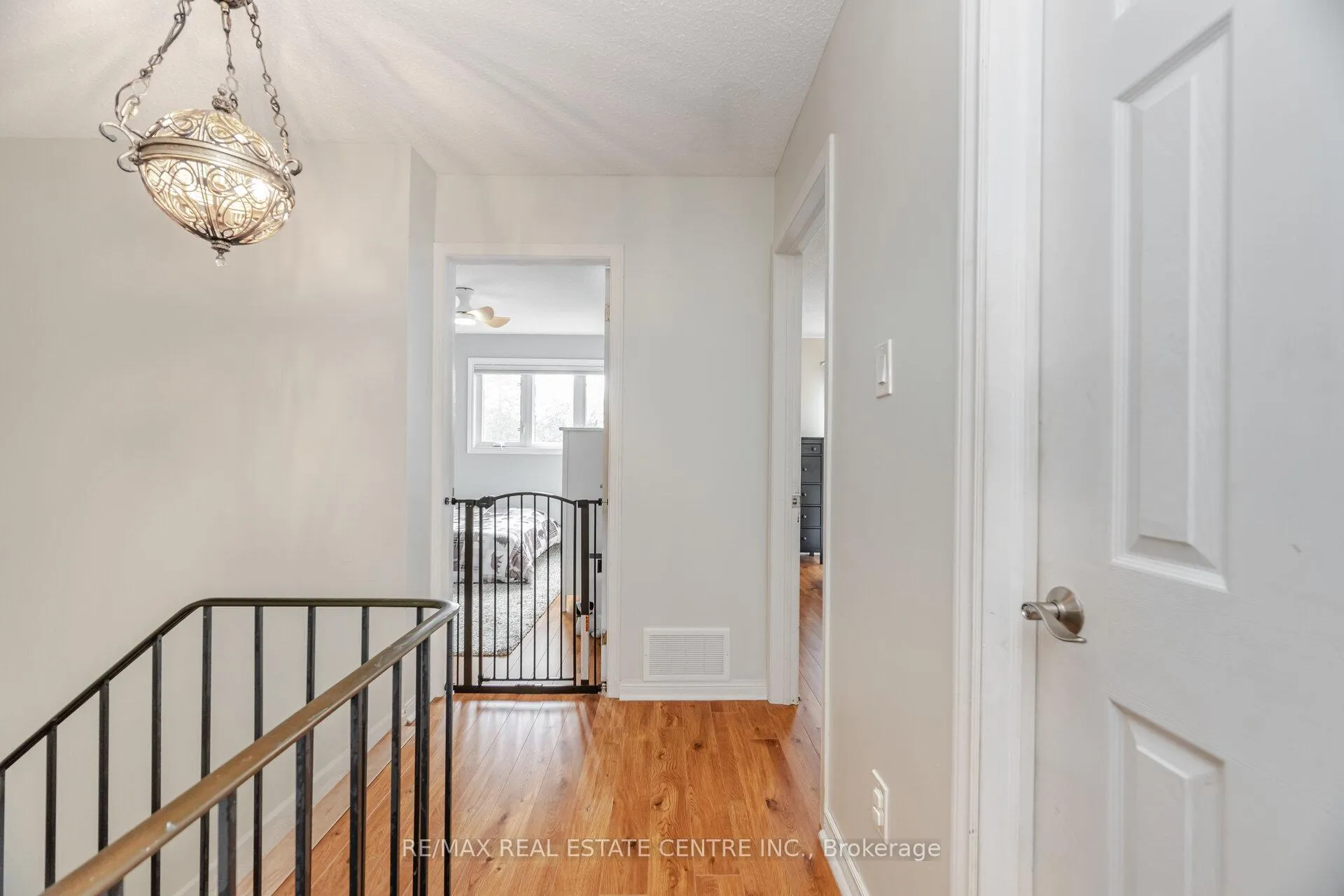 Photo 16 of 3017 Glace Bay Road, Mississauga, Meadowvale — HOMEH