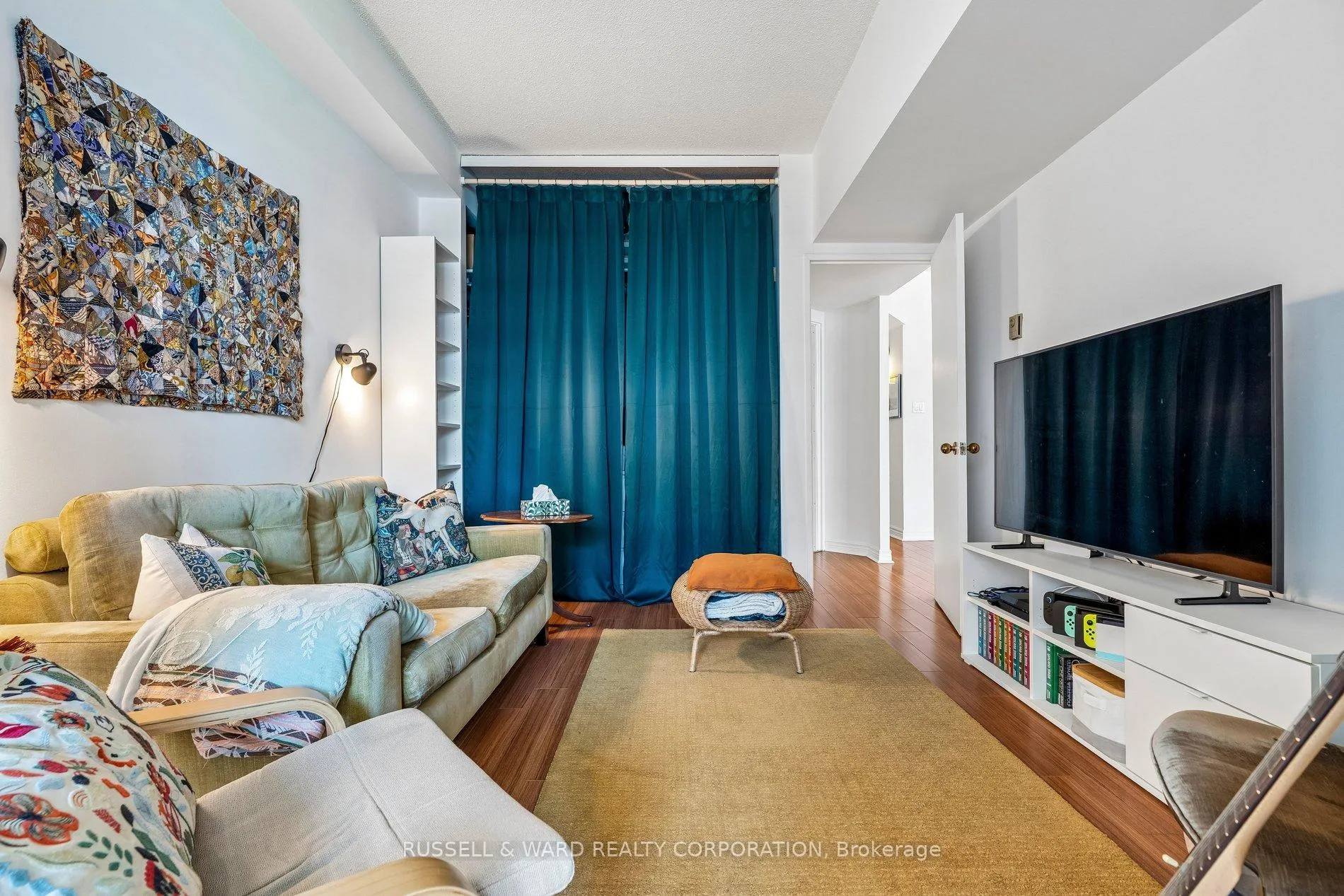 Photo 3 of Unit 911, 65 Scadding Avenue, Toronto, Waterfront Communities — HOMEH