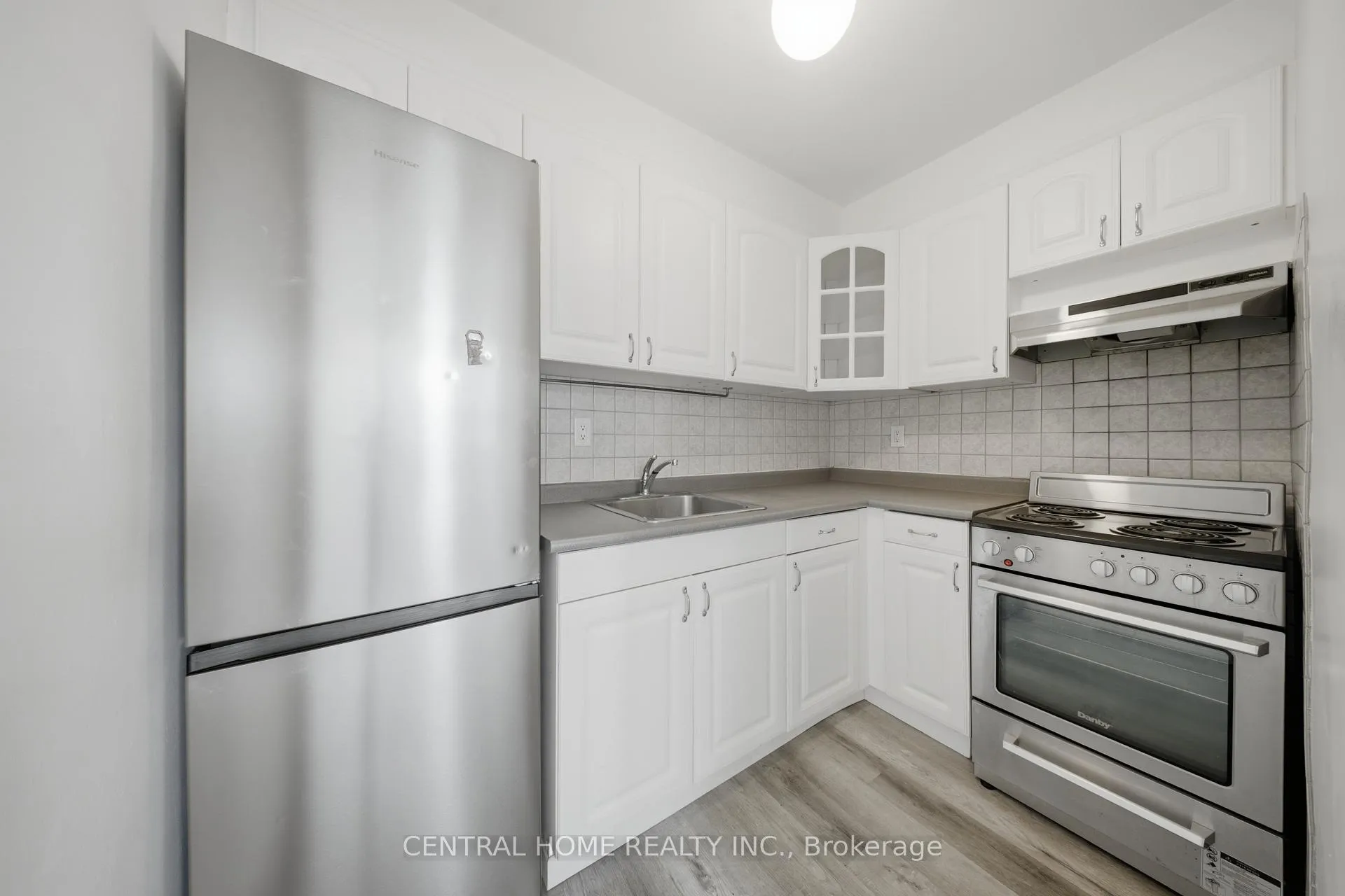 Photo 11 of Unit 1110, 30 Gloucester Street, Toronto, Church-Yonge Corridor — HOMEH