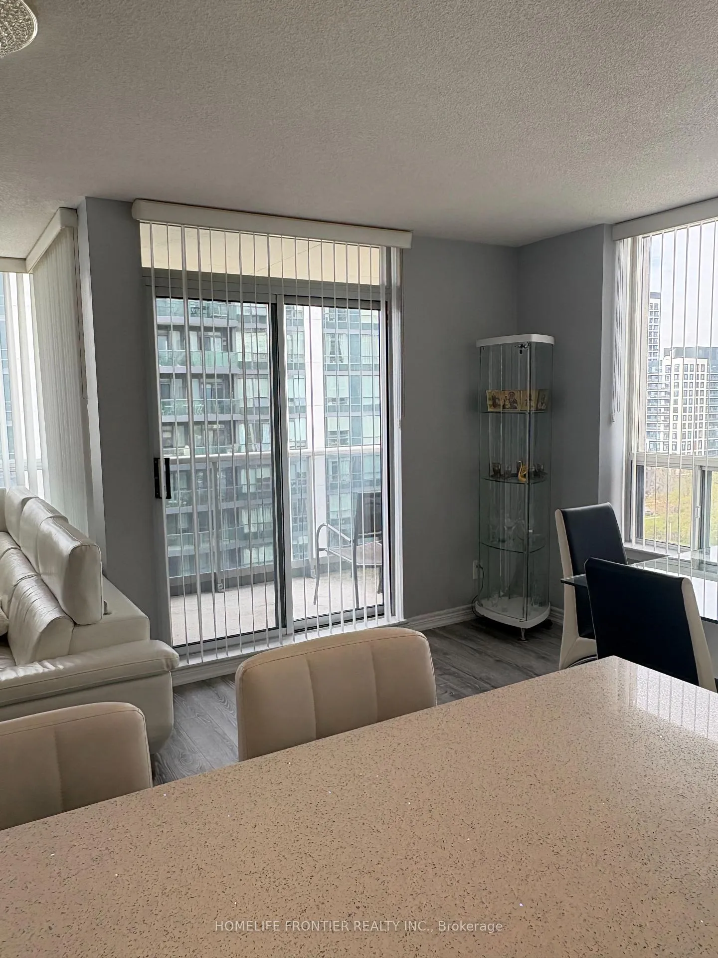 Photo 10 of Unit 1105, 50 Disera Drive, Vaughan, Beverley Glen — HOMEH