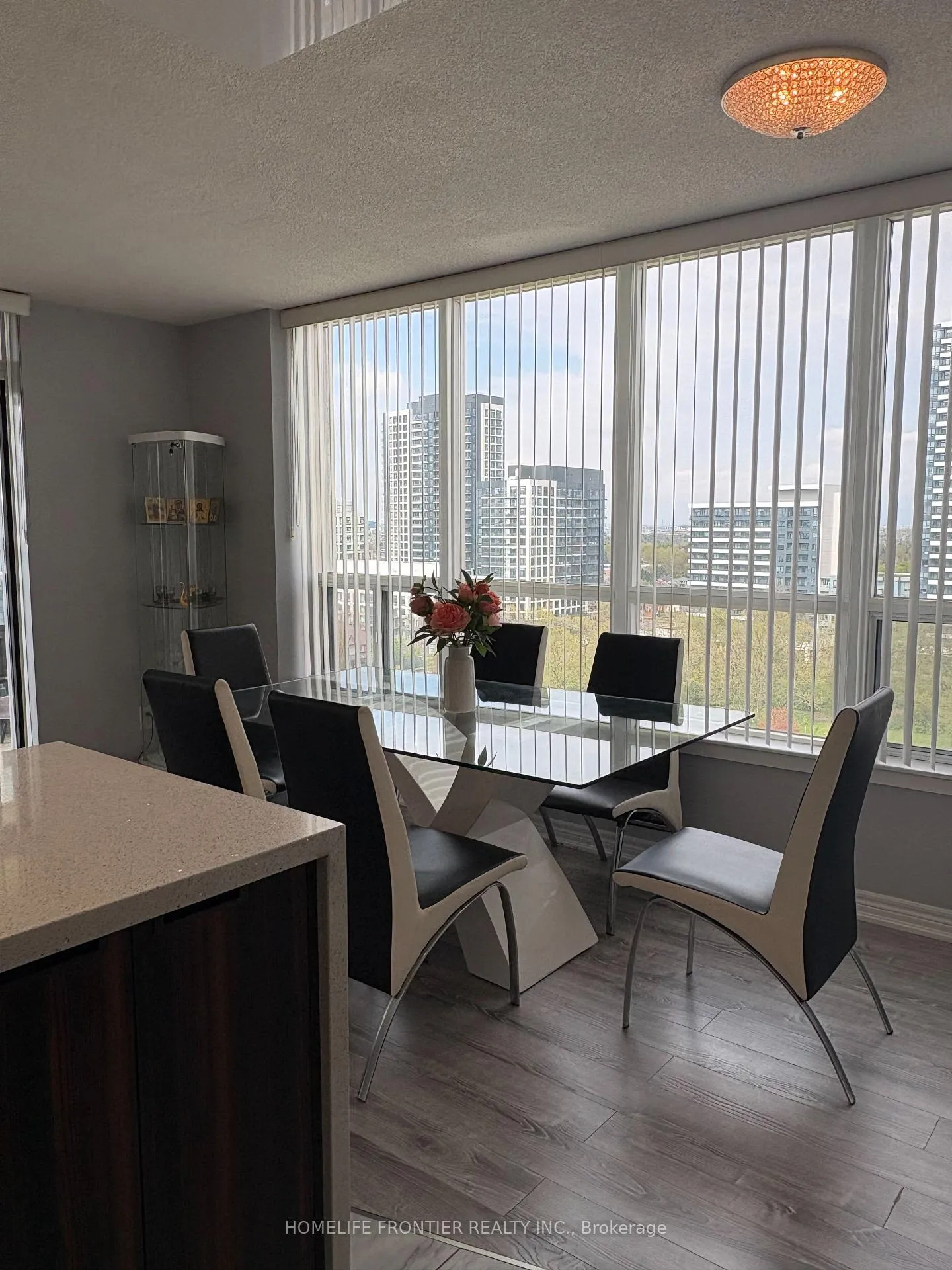 Photo 14 of Unit 1105, 50 Disera Drive, Vaughan, Beverley Glen — HOMEH