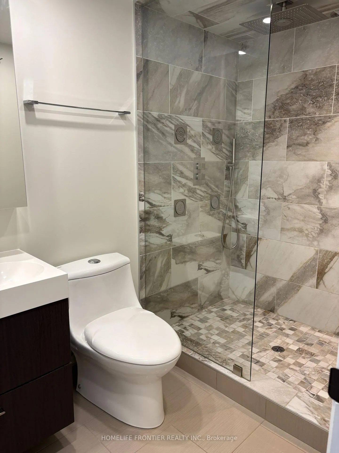 Photo 25 of Unit 1105, 50 Disera Drive, Vaughan, Beverley Glen — HOMEH
