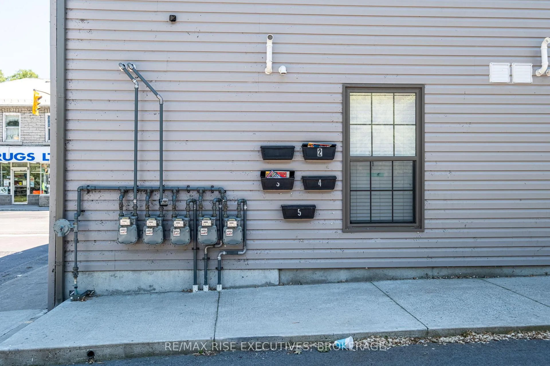 Photo 4 of 120 Yonge Street, Kingston, Central City West — HOMEH
